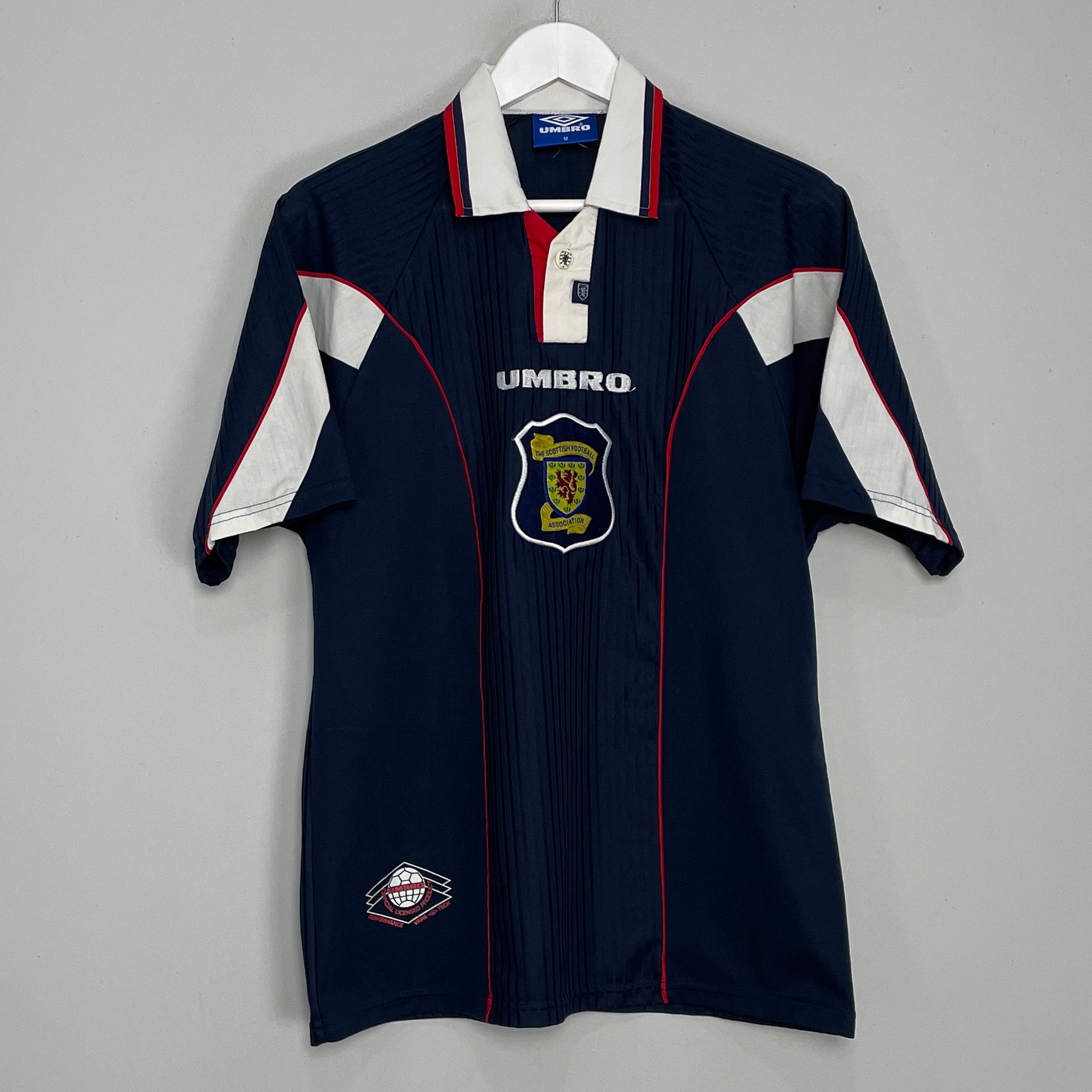 Shop 1996/98 SCOTLAND HOME SHIRT (M) UMBRO, classic football shirts, vintage football shirts & retro soccer jerseys at Cult Kits