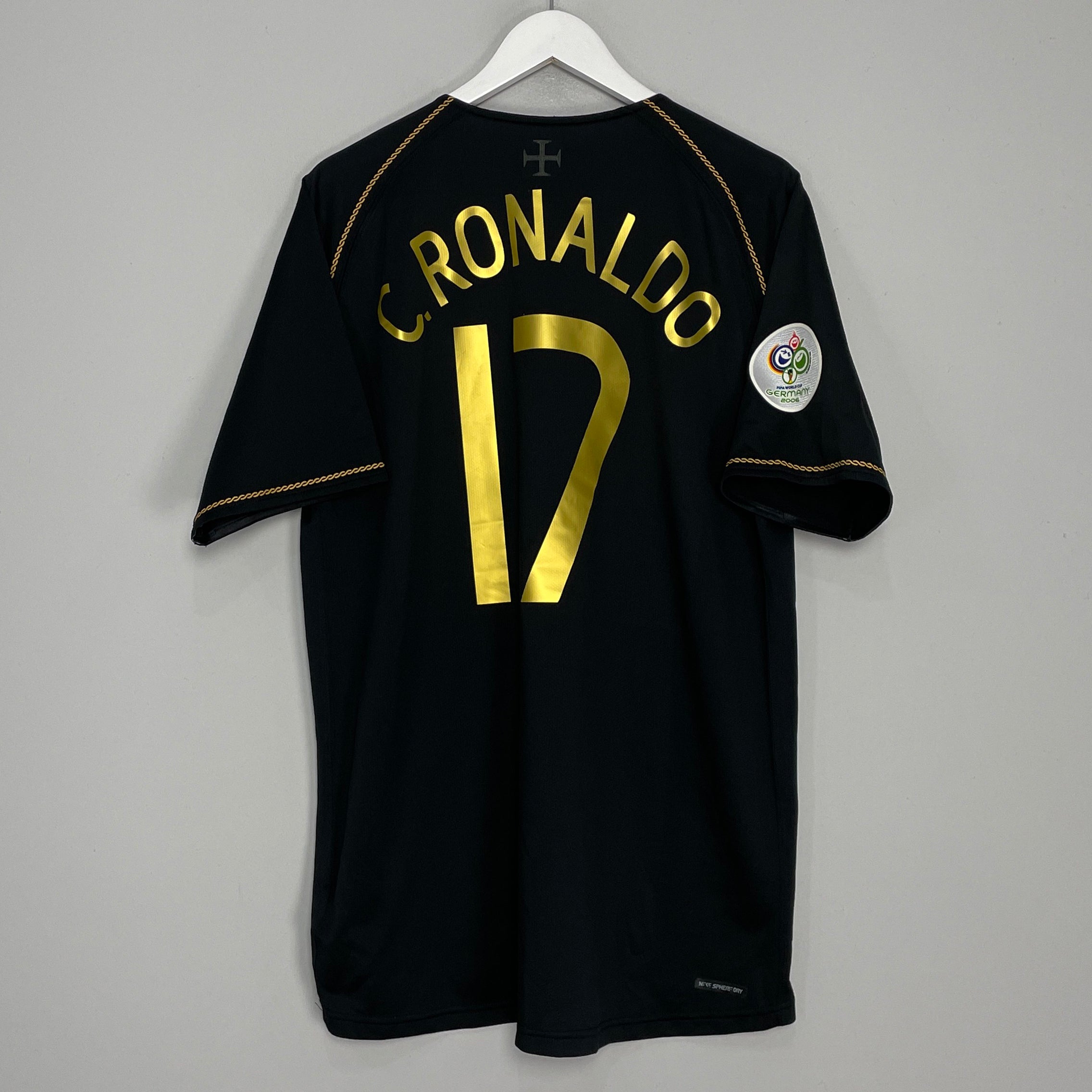 Shop 2006/08 PORTUGAL C.RONALDO #17 AWAY SHIRT (XL) NIKE, classic football shirts, vintage football shirts & retro soccer jerseys at Cult Kits