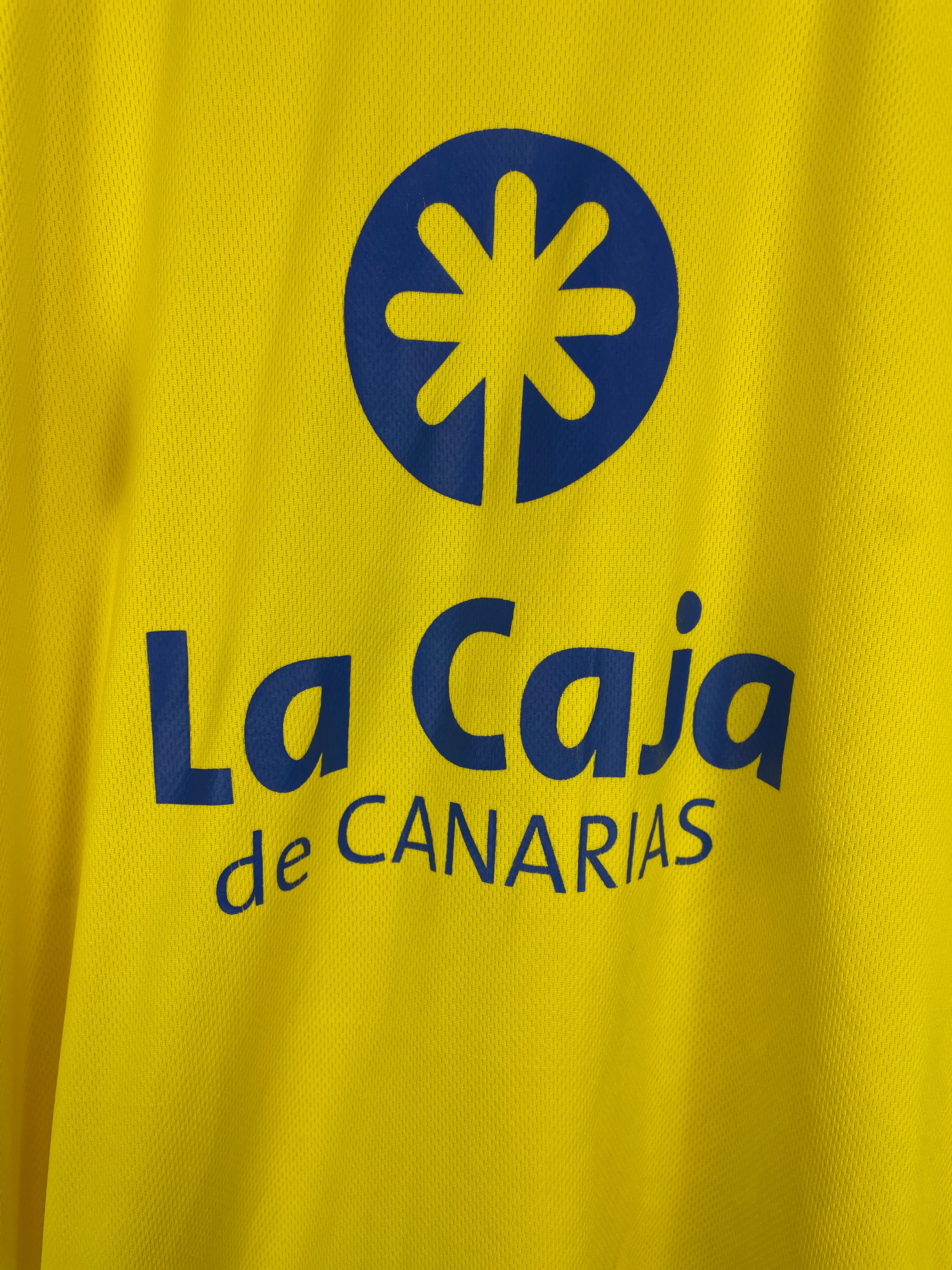 Shop 2004/05 LAS PALMAS HOME SHIRT (L) PI, classic football shirts, vintage football shirts & retro soccer jerseys at Cult Kits