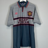 Shop 1995/96 MANCHESTER UNITED CANTONA #7 AWAY SHIRT (XL) UMBRO, classic football shirts, vintage football shirts & retro soccer jerseys at Cult Kits