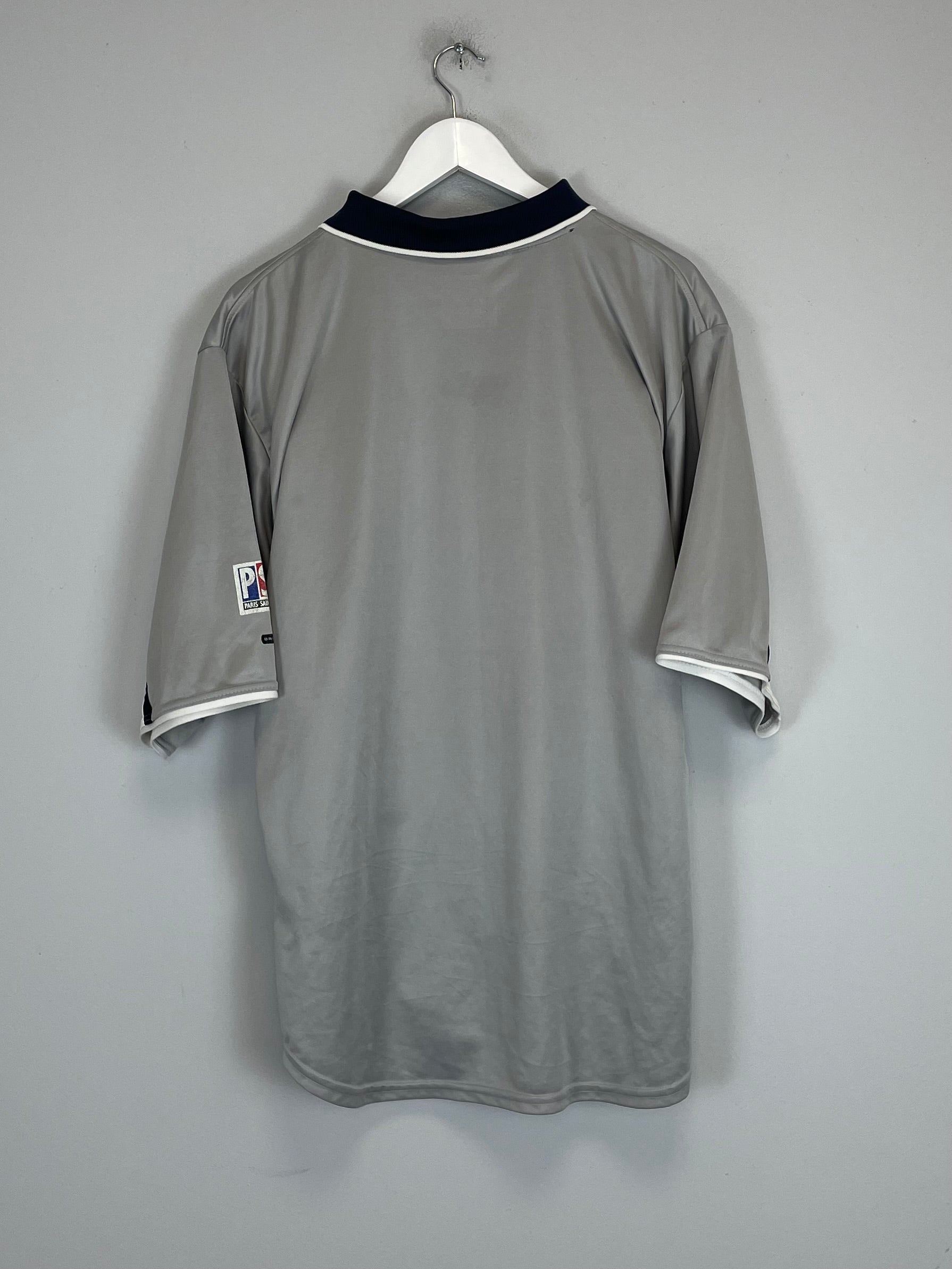 Shop 2000/01 PSG AWAY SHIRT (XL) NIKE, classic football shirts, vintage football shirts & retro soccer jerseys at Cult Kits