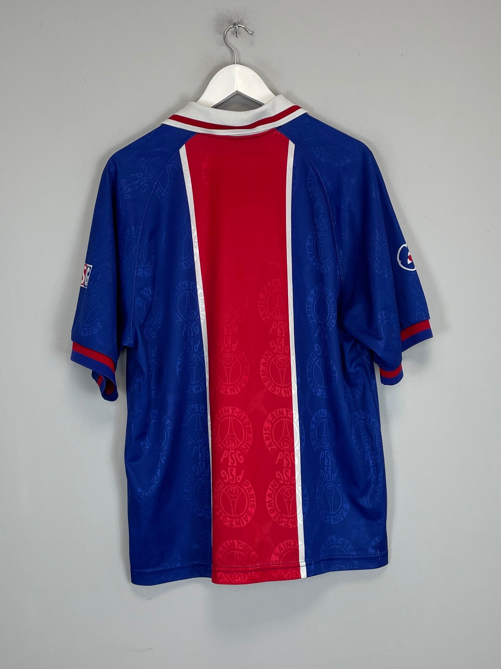 Shop 1996/98 PSG HOME SHIRT (L) NIKE, classic football shirts, vintage football shirts & retro soccer jerseys at Cult Kits