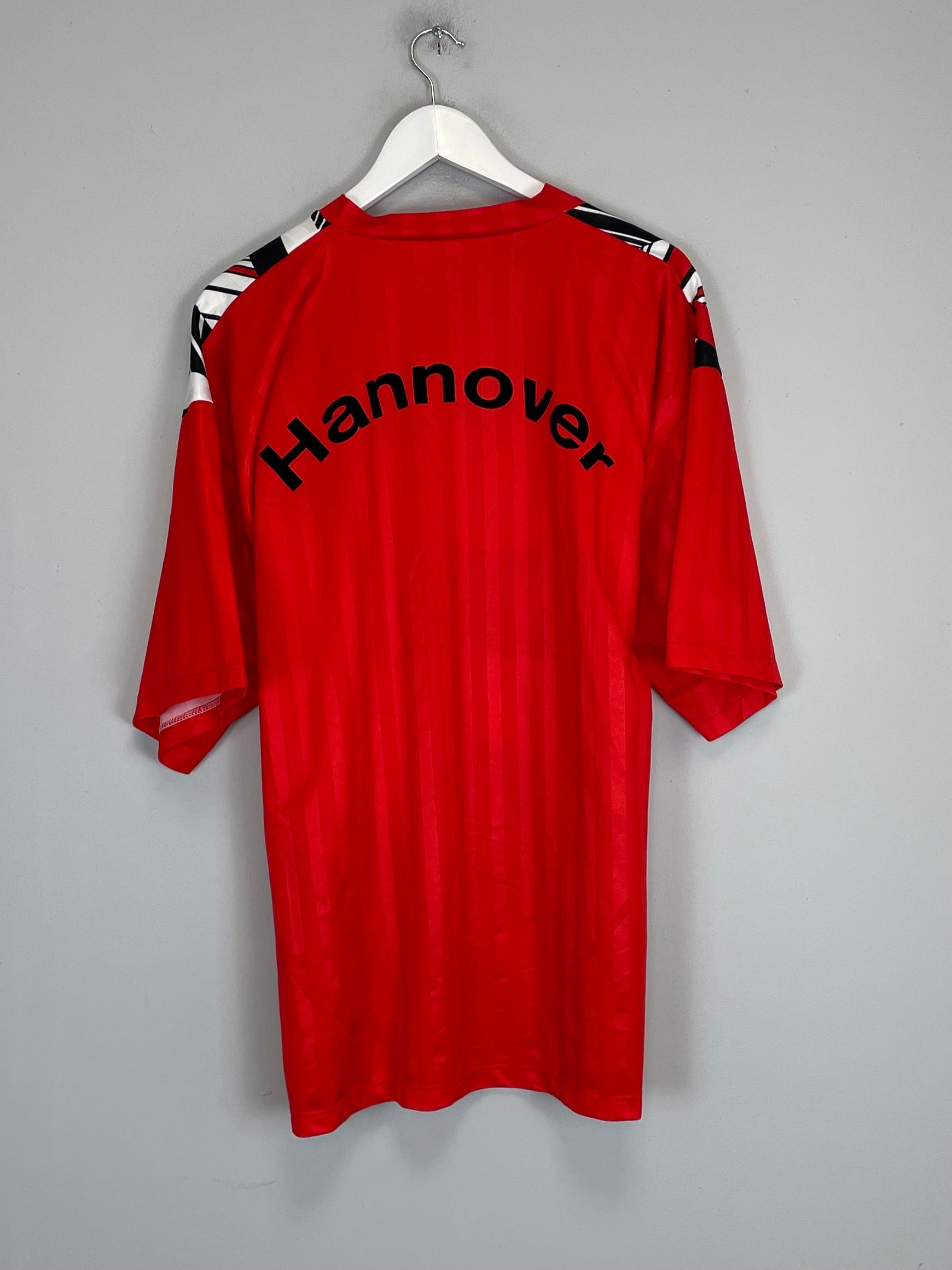 Shop 1993/94 HANNOVER 96 HOME SHIRT (XL) TEAMSPORT, classic football shirts, vintage football shirts & retro soccer jerseys at Cult Kits