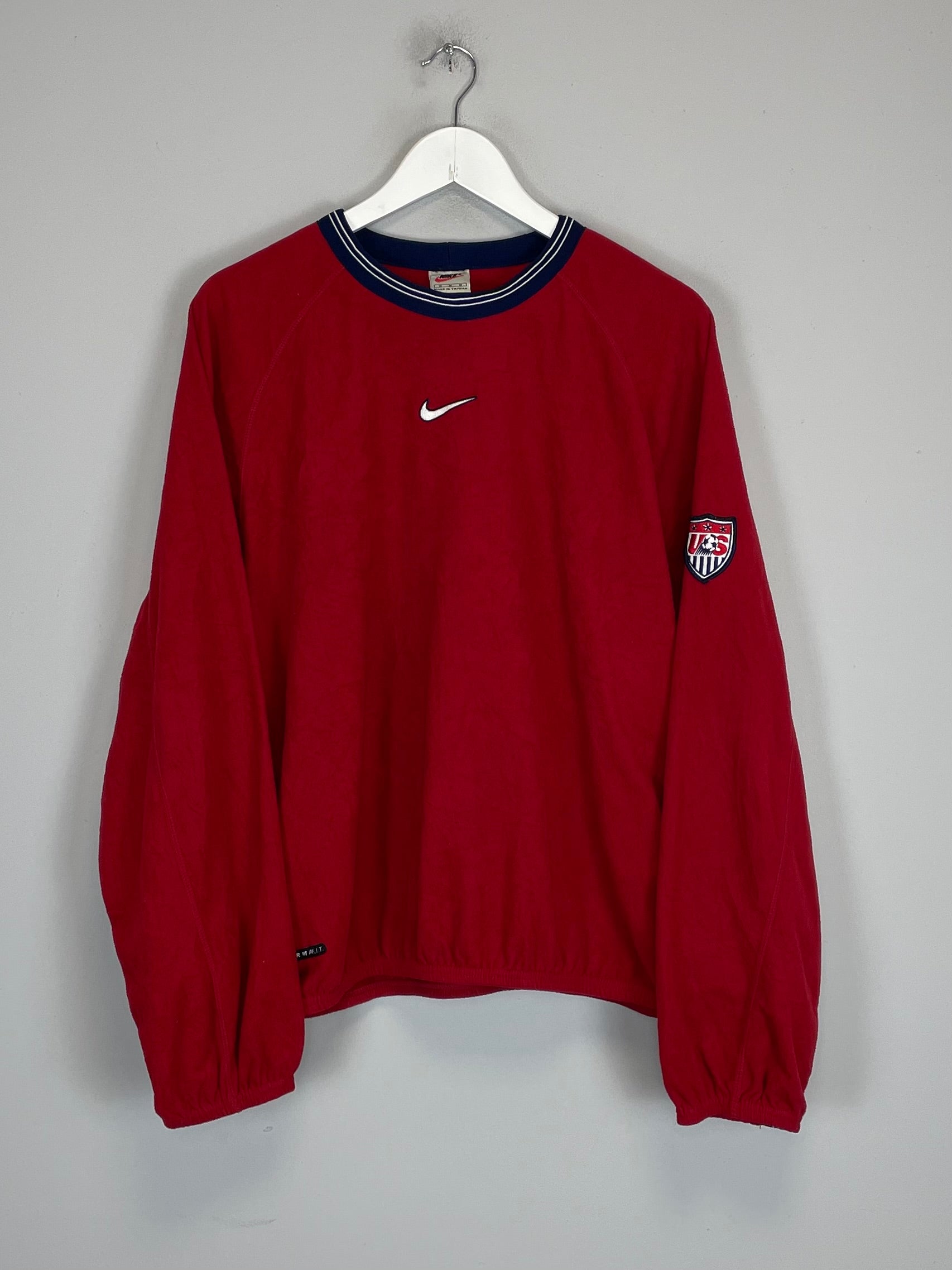 Shop 1998/00 USA FLEECE JUMPER (M) NIKE, classic football shirts, vintage football shirts & retro soccer jerseys at Cult Kits