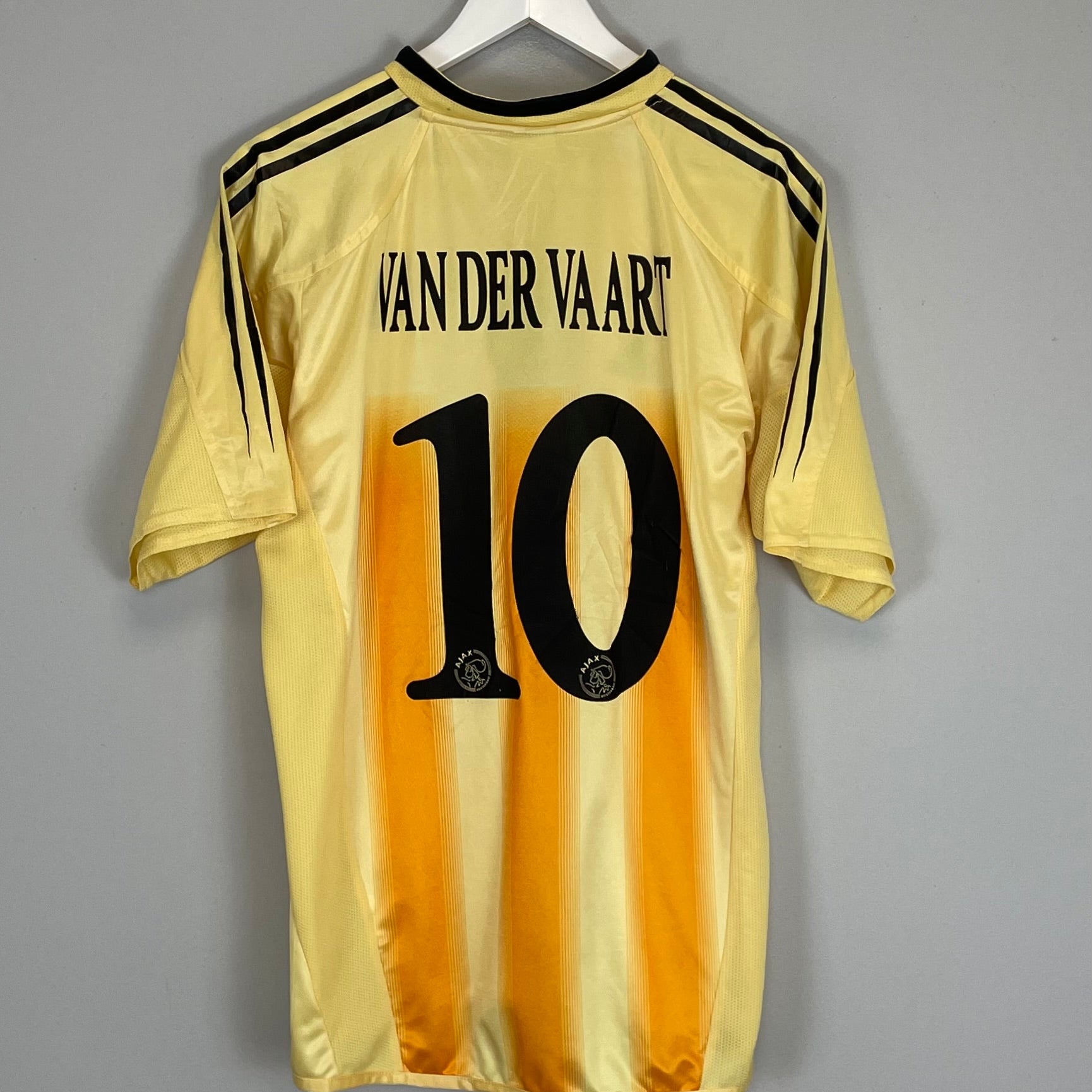 Shop 2004/05 AJAX VAN DER VAART #10 AWAY SHIRT (M*) ADIDAS, classic football shirts, vintage football shirts & retro soccer jerseys at Cult Kits
