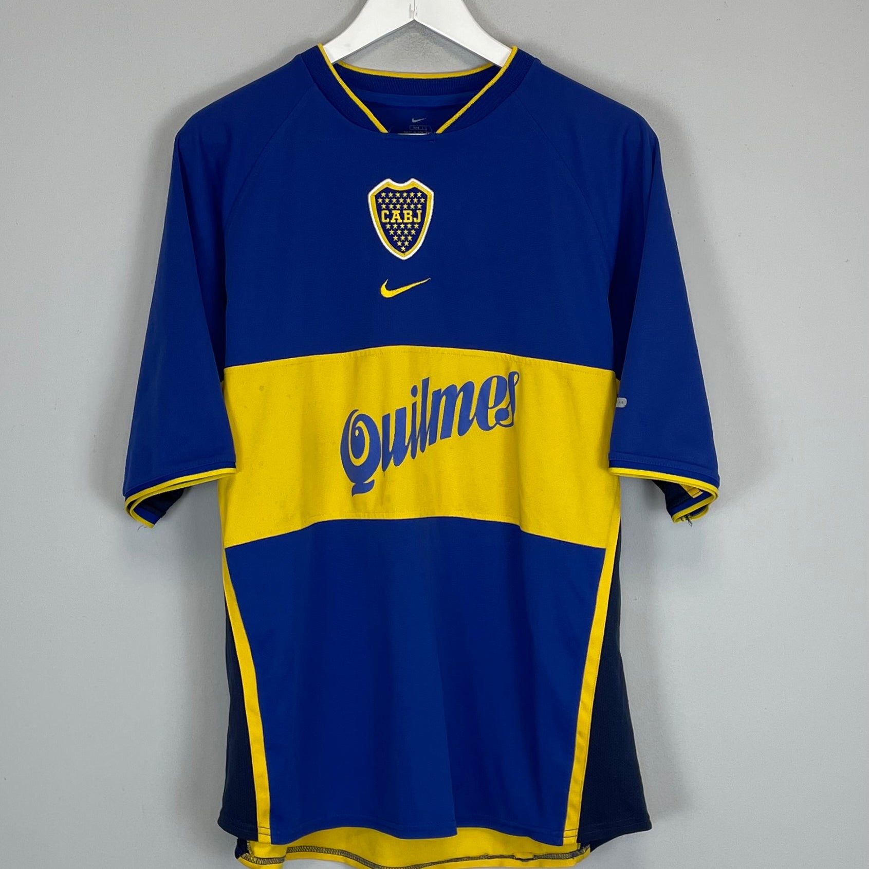 Shop 2001/02 BOCA JUNIORS HOME SHIRT (L) NIKE, classic football shirts, vintage football shirts & retro soccer jerseys at Cult Kits