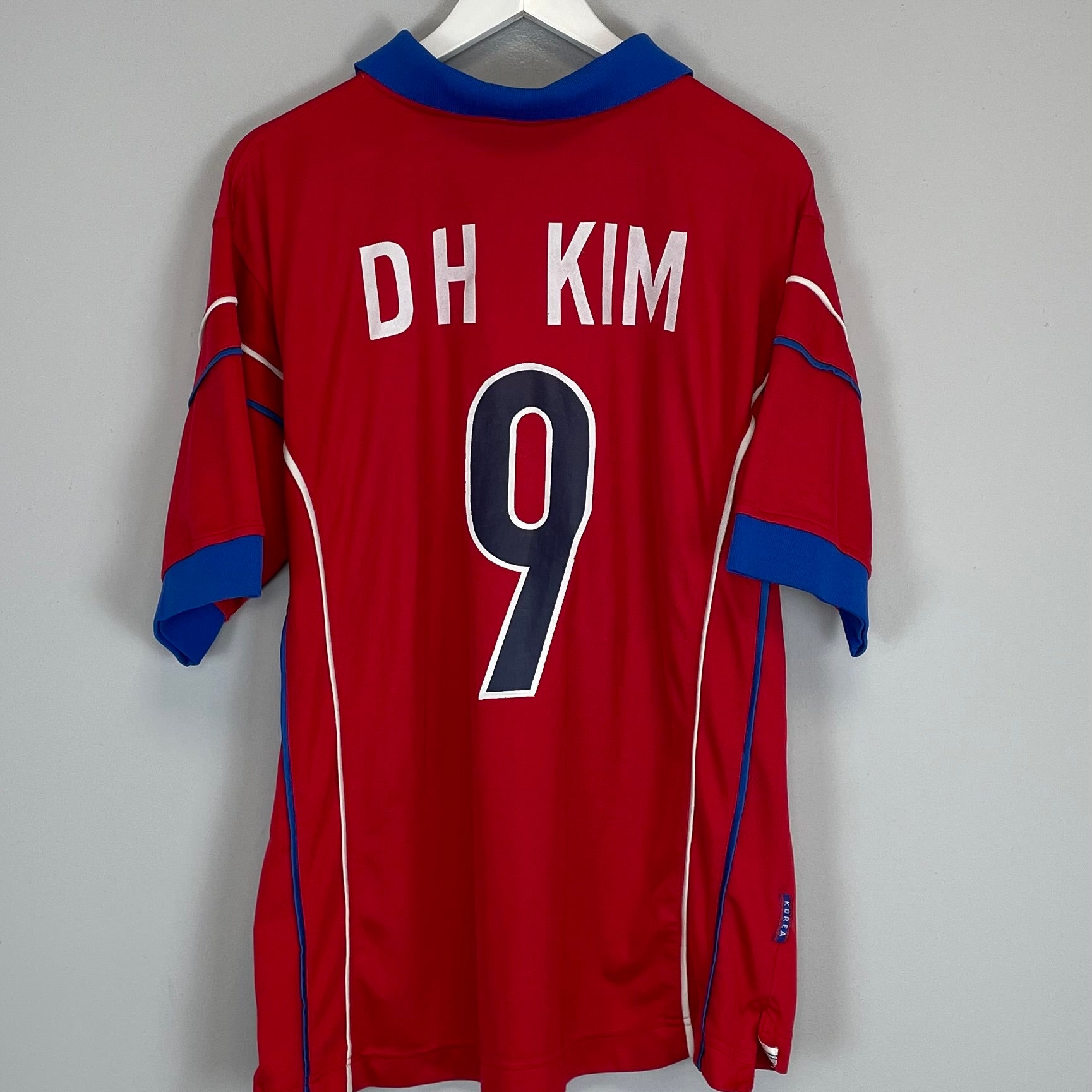 Shop 1998/01 SOUTH KOREA D H KIM #9 HOME SHIRT (XL) NIKE, classic football shirts, vintage football shirts & retro soccer jerseys at Cult Kits