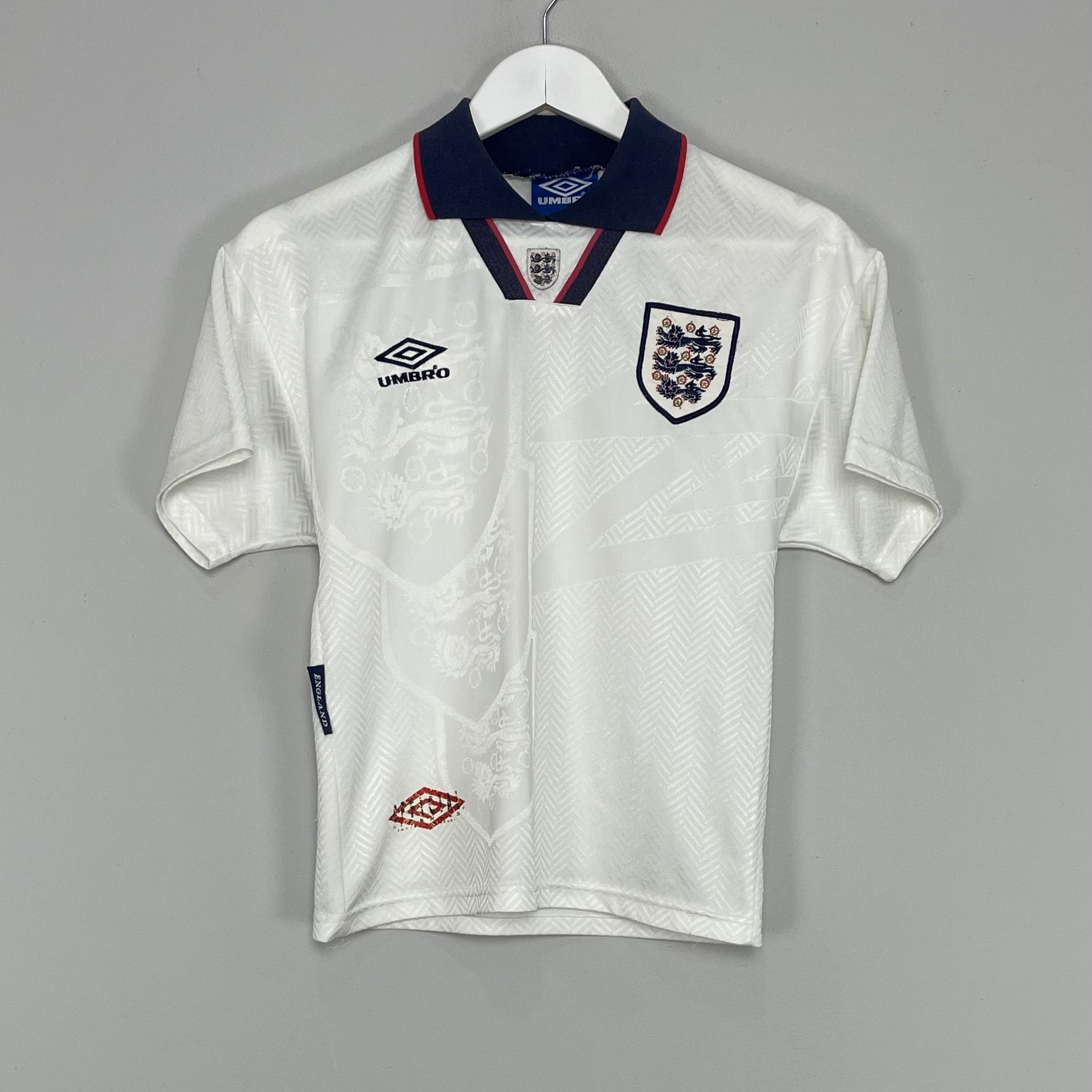 Shop 1993/95 ENGLAND HOME SHIRT (L.KIDS) UMBRO, classic football shirts, vintage football shirts & retro soccer jerseys at Cult Kits