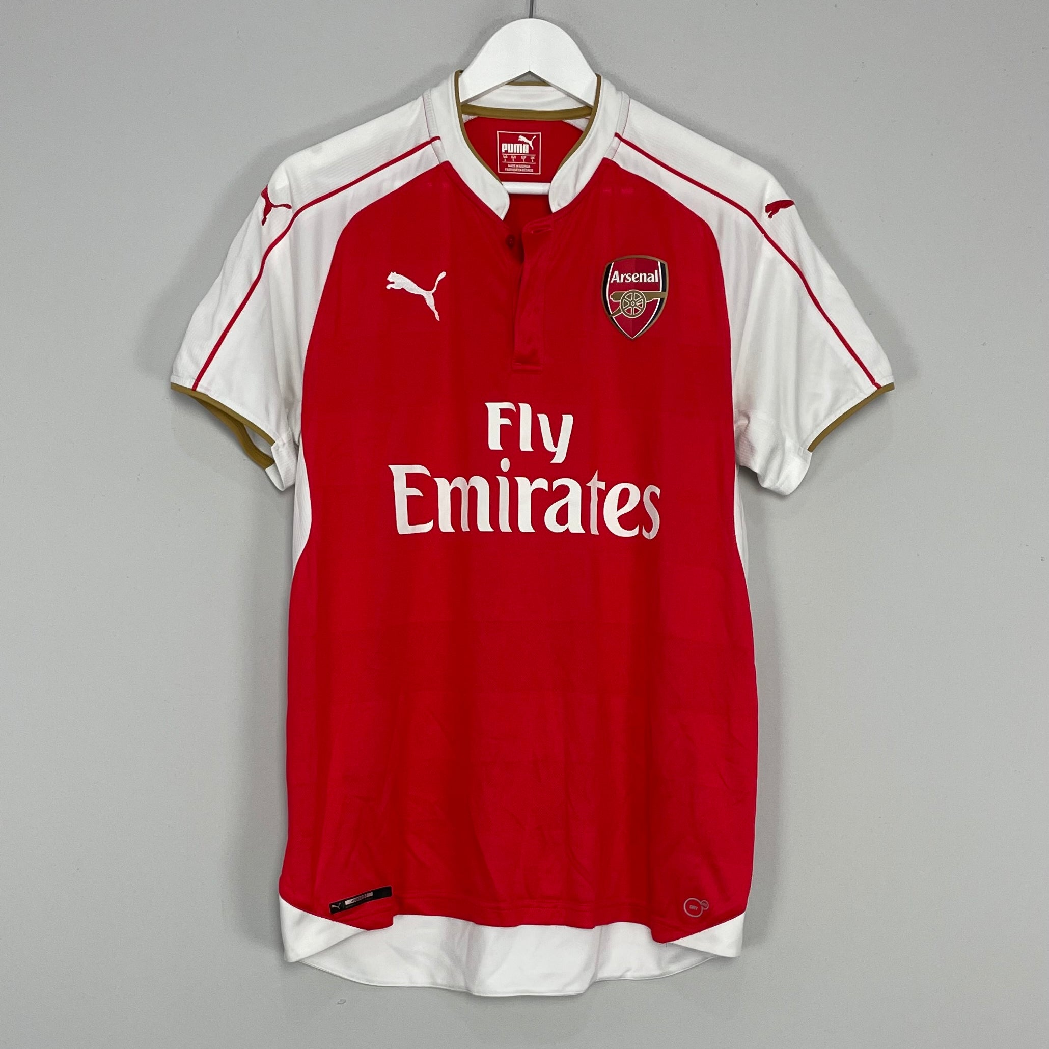 Shop 2015/16 ARSENAL HOME SHIRT (L) PUMA, classic football shirts, vintage football shirts & retro soccer jerseys at Cult Kits