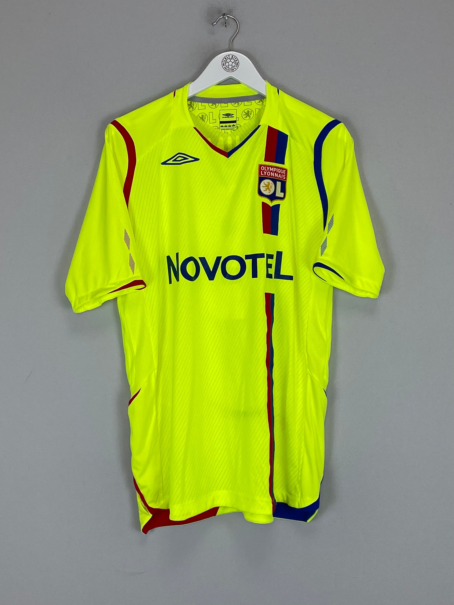 Shop 2008/09 LYON JUNINHO #8 THIRD SHIRT (L) UMBRO, classic football shirts, vintage football shirts & retro soccer jerseys at Cult Kits