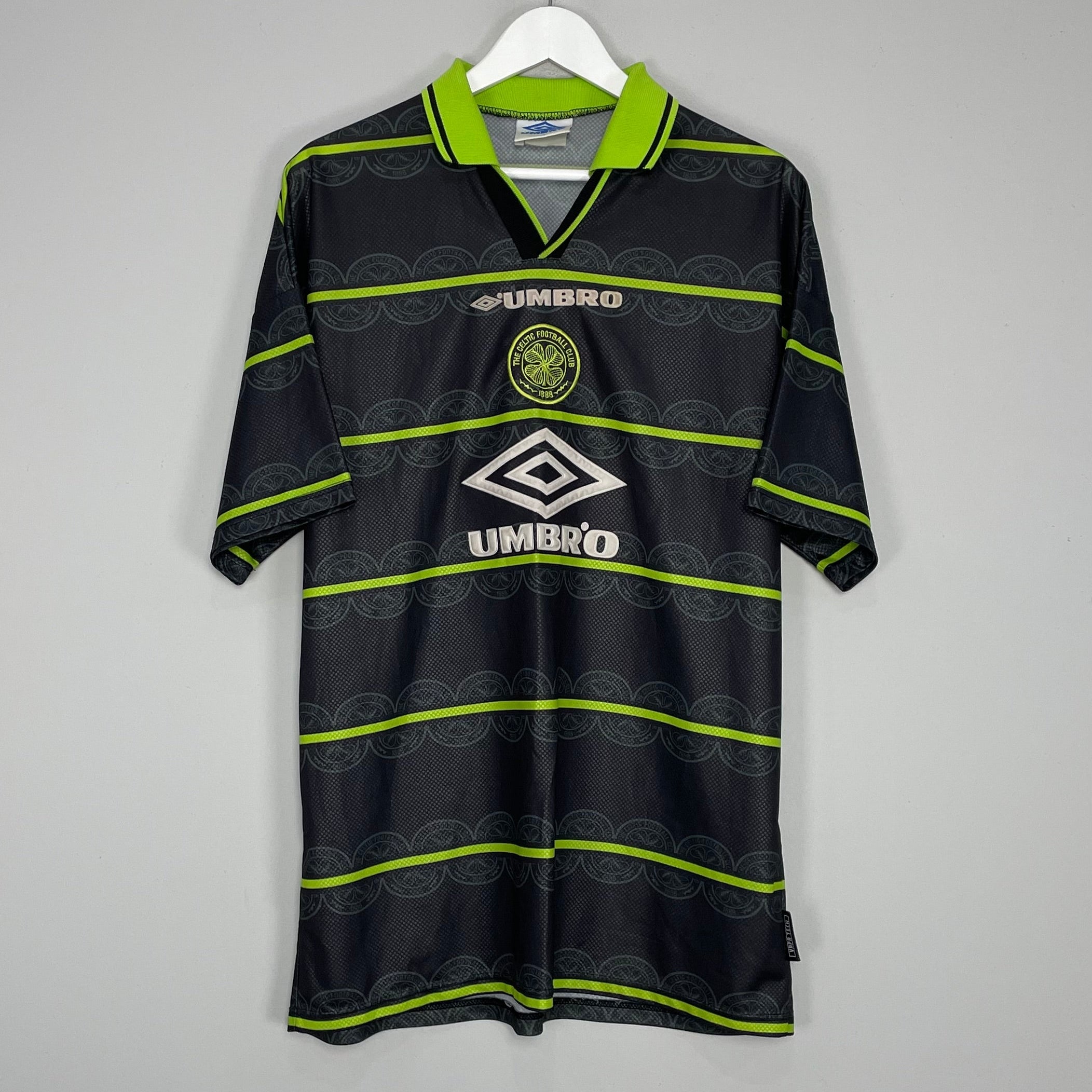 Shop 1998/99 CELTIC AWAY SHIRT (XL) UMBRO, classic football shirts, vintage football shirts & retro soccer jerseys at Cult Kits