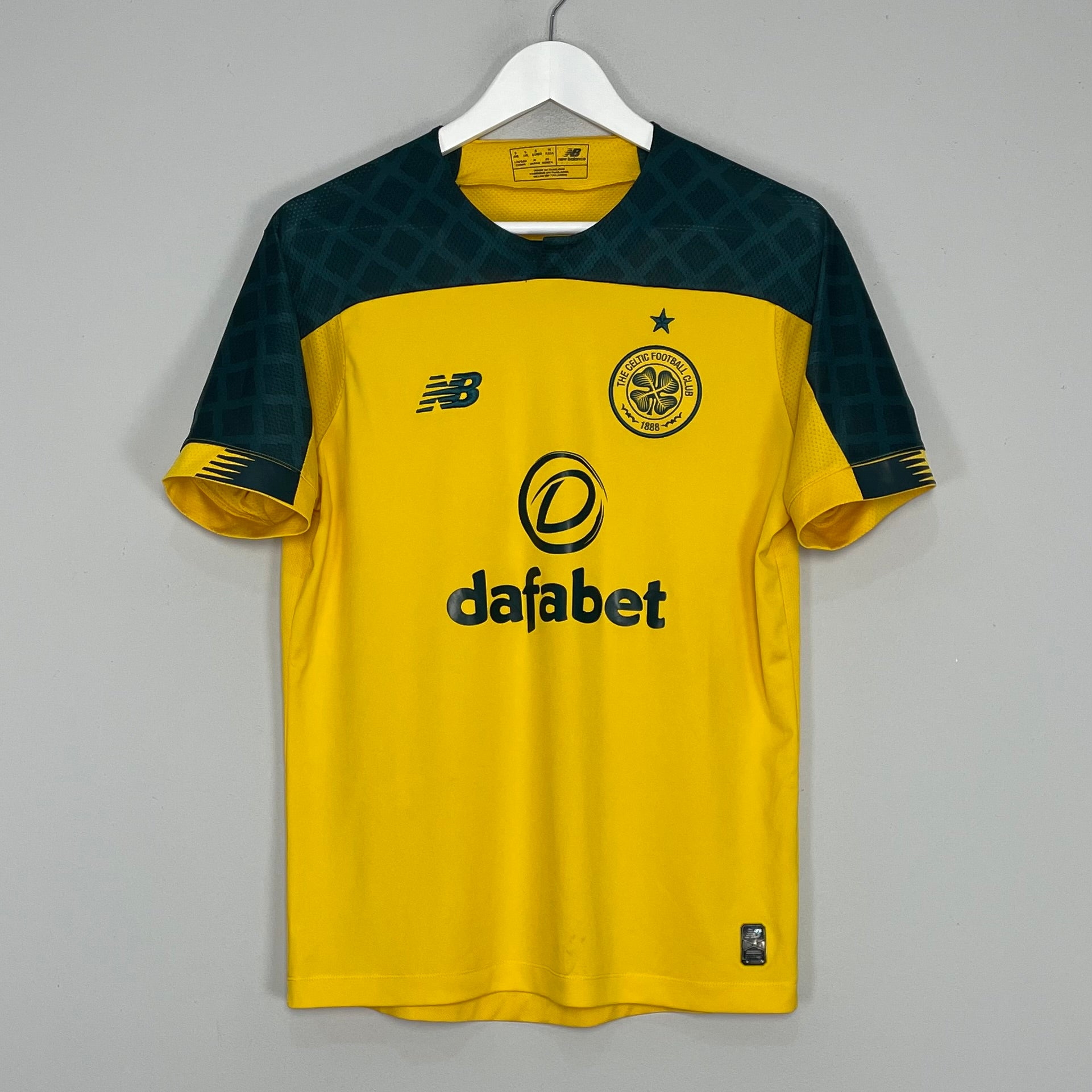 Shop 2019/20 CELTIC AWAY SHIRT (S) NEW BALANCE, classic football shirts, vintage football shirts & retro soccer jerseys at Cult Kits