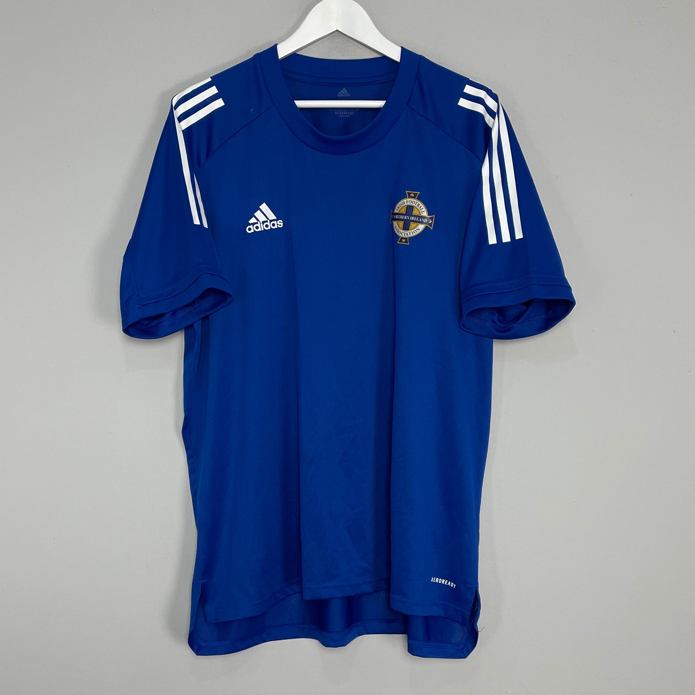 Shop 2020/21 NORTHERN IRELAND TRAINING SHIRT (XL) ADIDAS, classic football shirts, vintage football shirts & retro soccer jerseys at Cult Kits