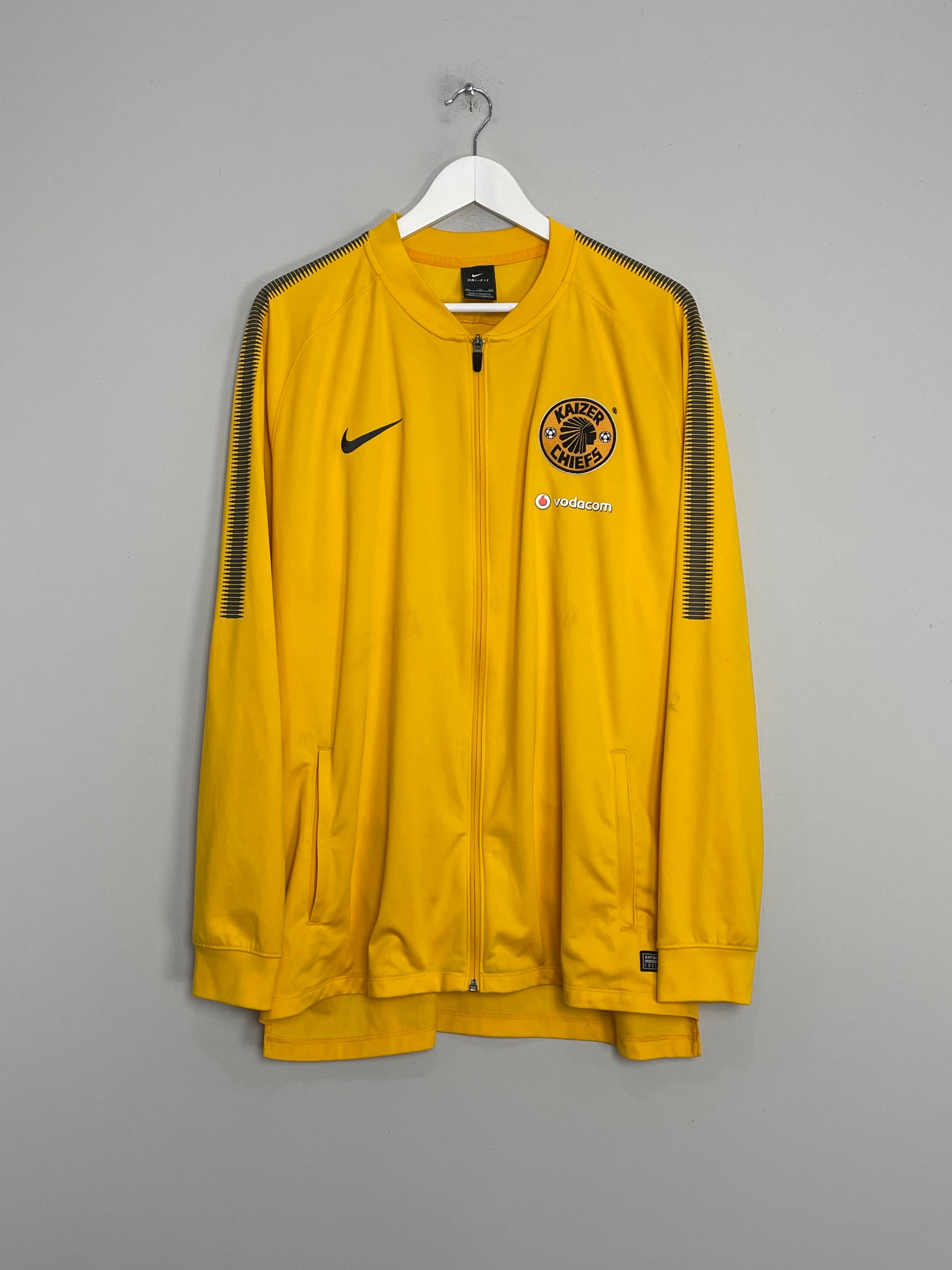Shop 2017/18 KAIZER CHIEFS TRACK JACKET (XXL) NIKE, classic football shirts, vintage football shirts & retro soccer jerseys at Cult Kits