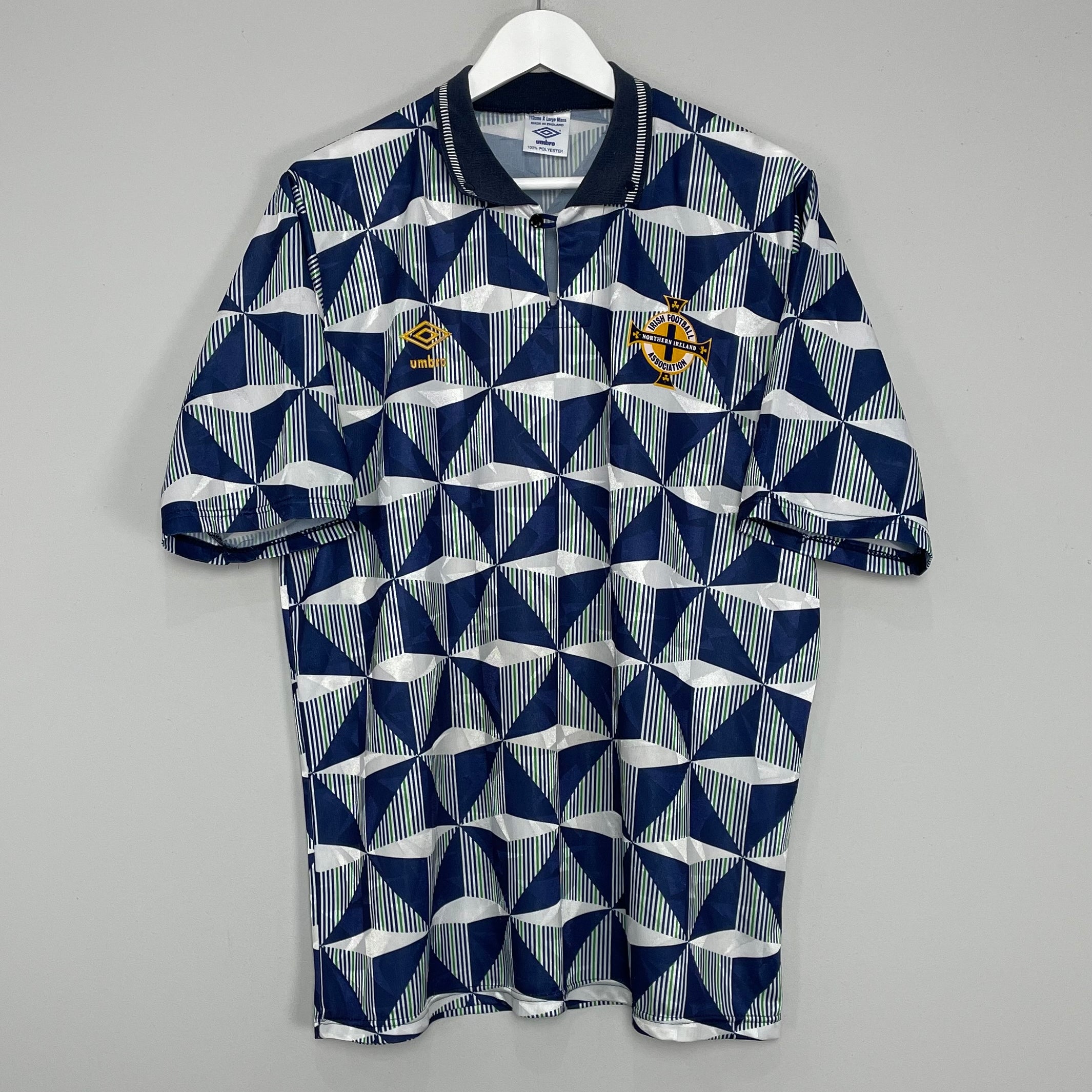 Shop 1990/93 NORTHERN IRELAND AWAY SHIRT (XL) UMBRO, classic football shirts, vintage football shirts & retro soccer jerseys at Cult Kits