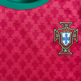 2004/06 Portugal Home Shirt (L) Nike