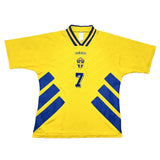 1994/96 Sweden Larsson #7 Home Shirt (L) Adidas