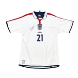 2003/05 England Heskey #21 *Signed* Home Shirt (L) Umbro