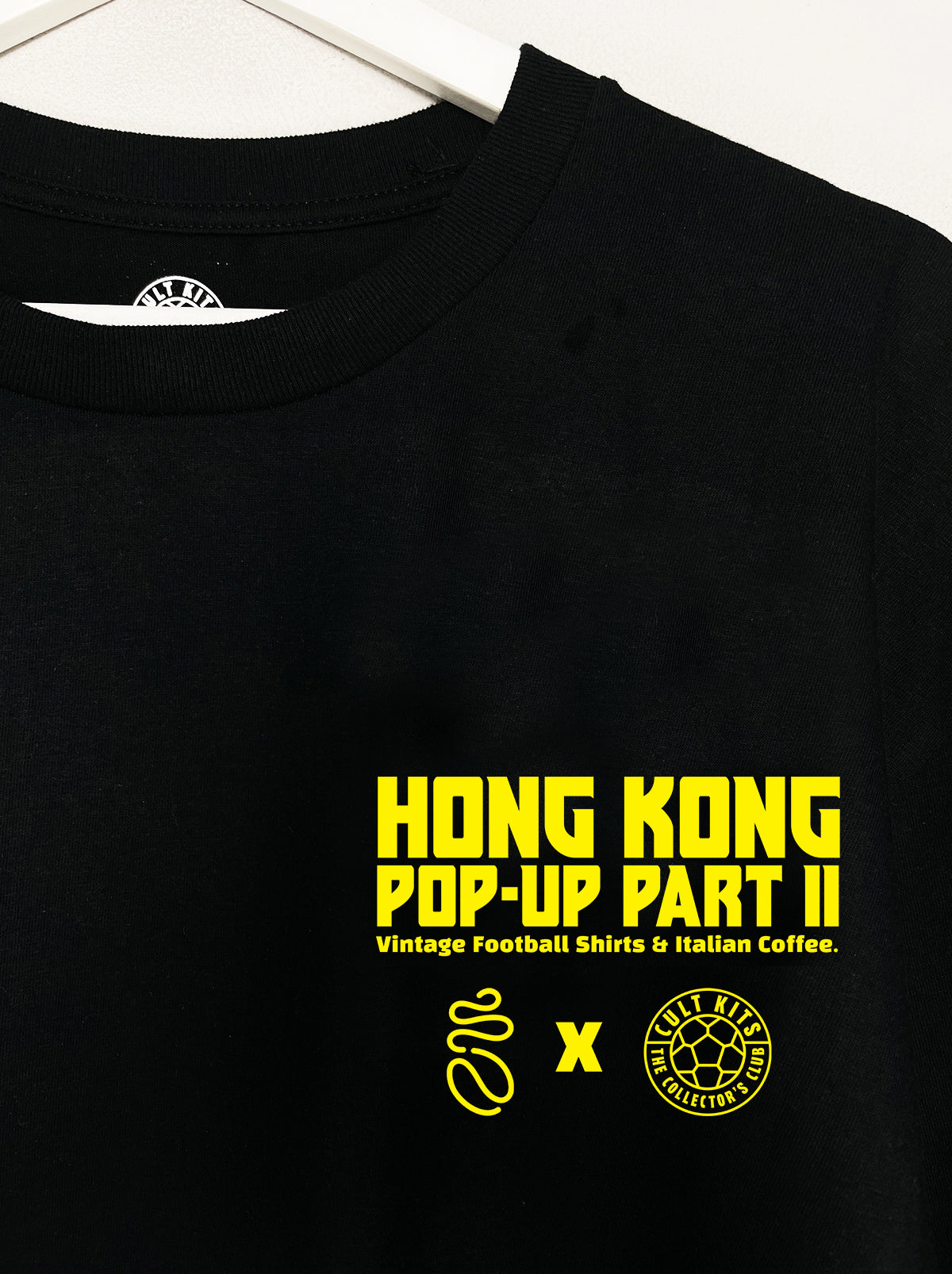 Shop BRUCE LEE HONG KONG POP-UP GRAPHIC TEE, classic football shirts, vintage football shirts & retro soccer jerseys at Cult Kits