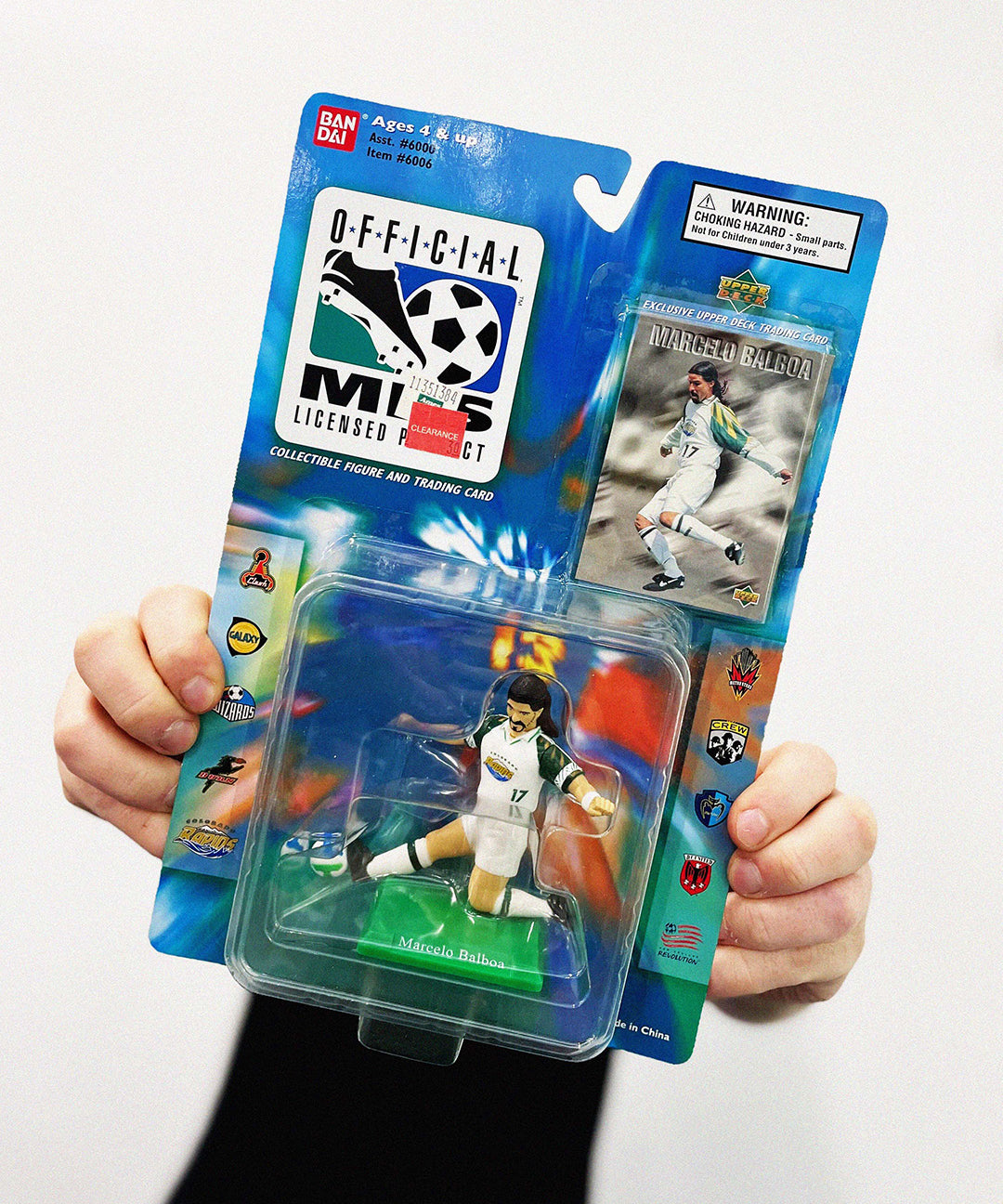 cult kits | virtual flea-market , ornaments , collectibles , fashion , bootleg , figures , scarves , caps , football shirts , soccer jersey , 90's , mls , flags