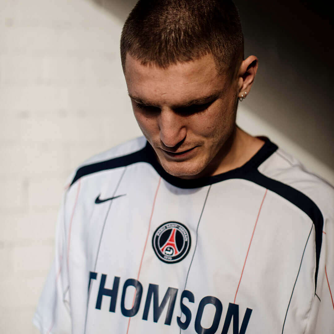 Cult Kits | PSG Nike Away Shirt - Classic Football Shirts, Vintage Football Shirts & Retro Football Shirts