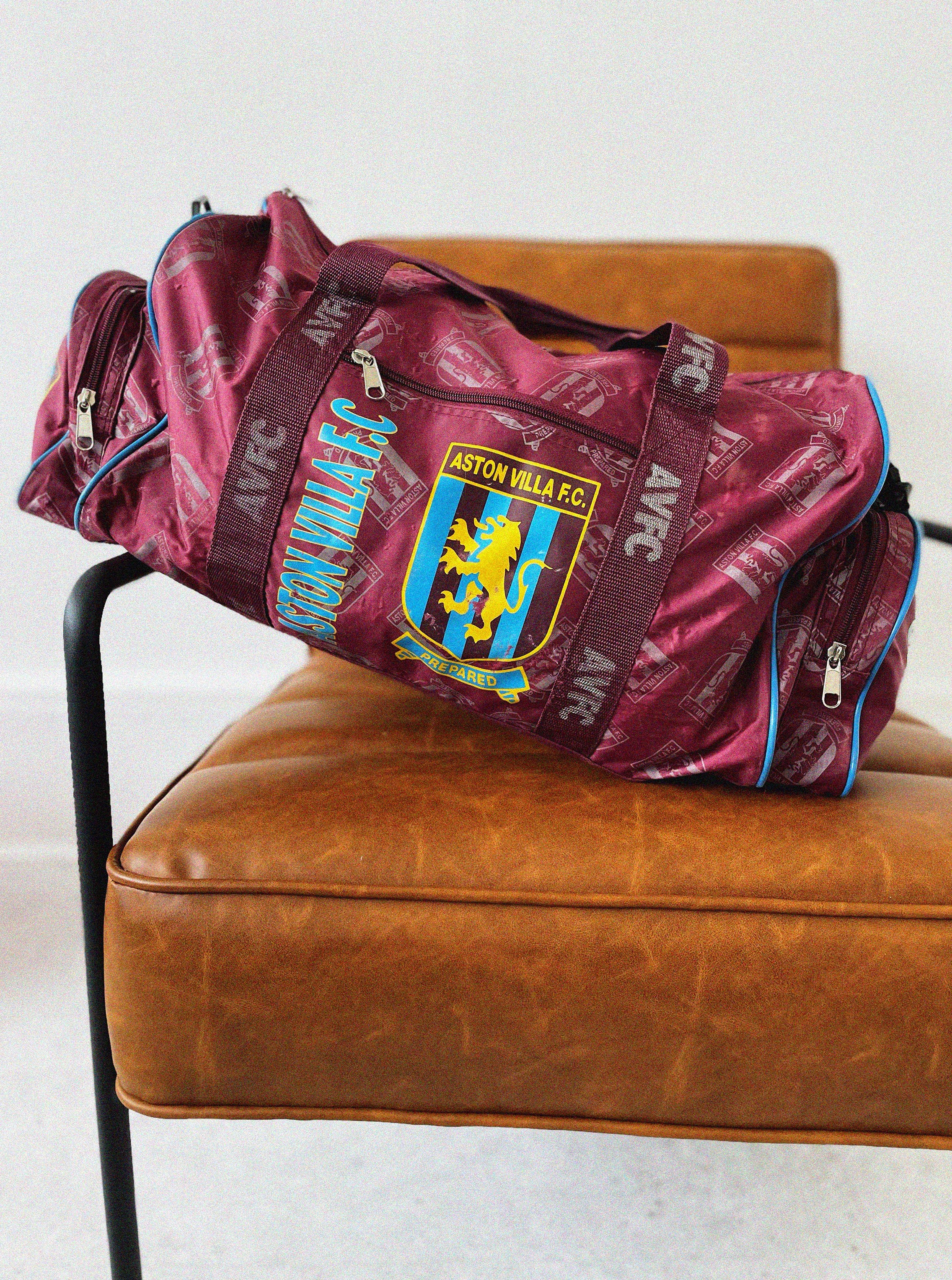 Shop 1995/97 ASTON VILLA DUFFLE BAG, classic football shirts, vintage football shirts & retro soccer jerseys at Cult Kits