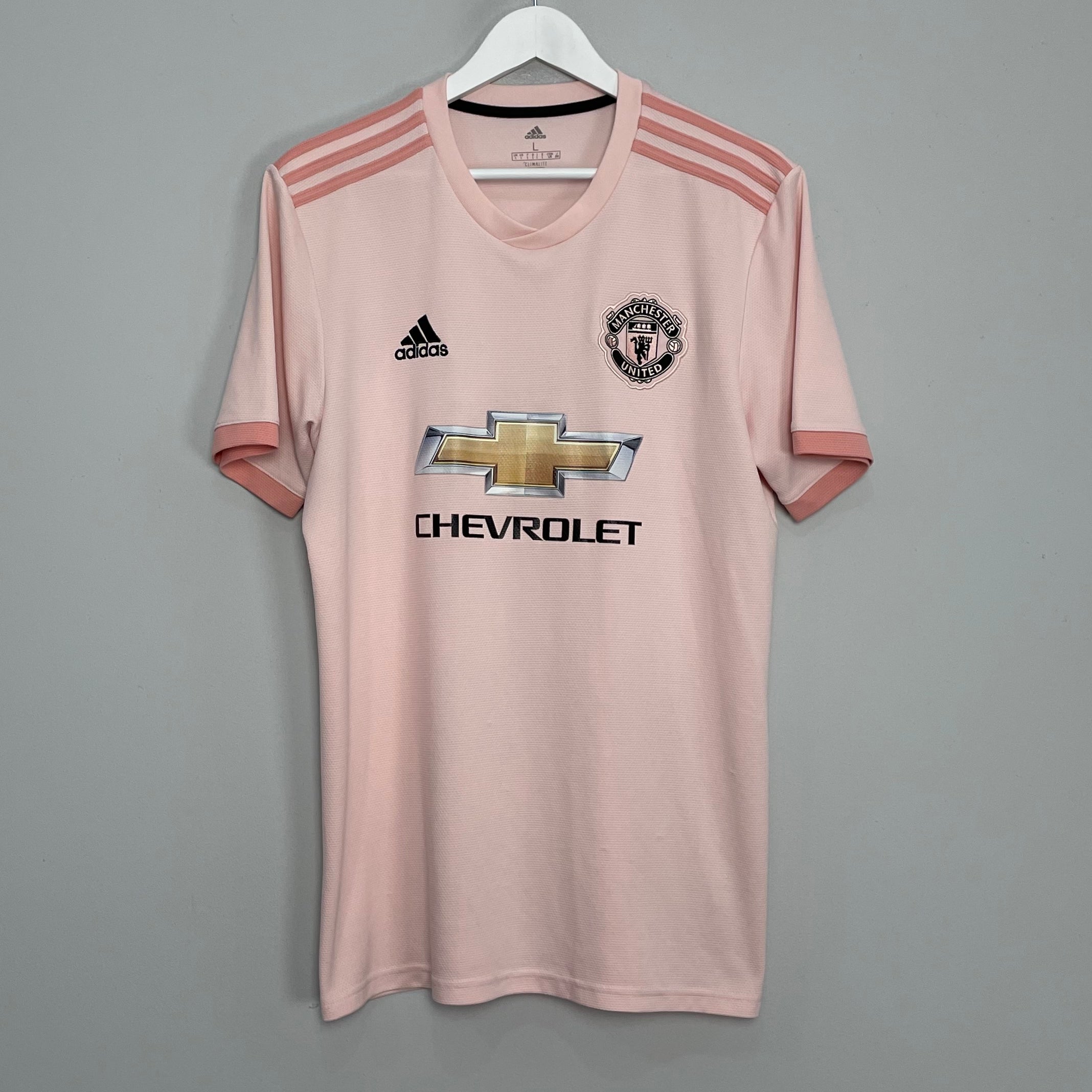 Shop 2018/19 MANCHESTER UNITED AWAY SHIRT (L) ADIDAS, classic football shirts, vintage football shirts & retro soccer jerseys at Cult Kits