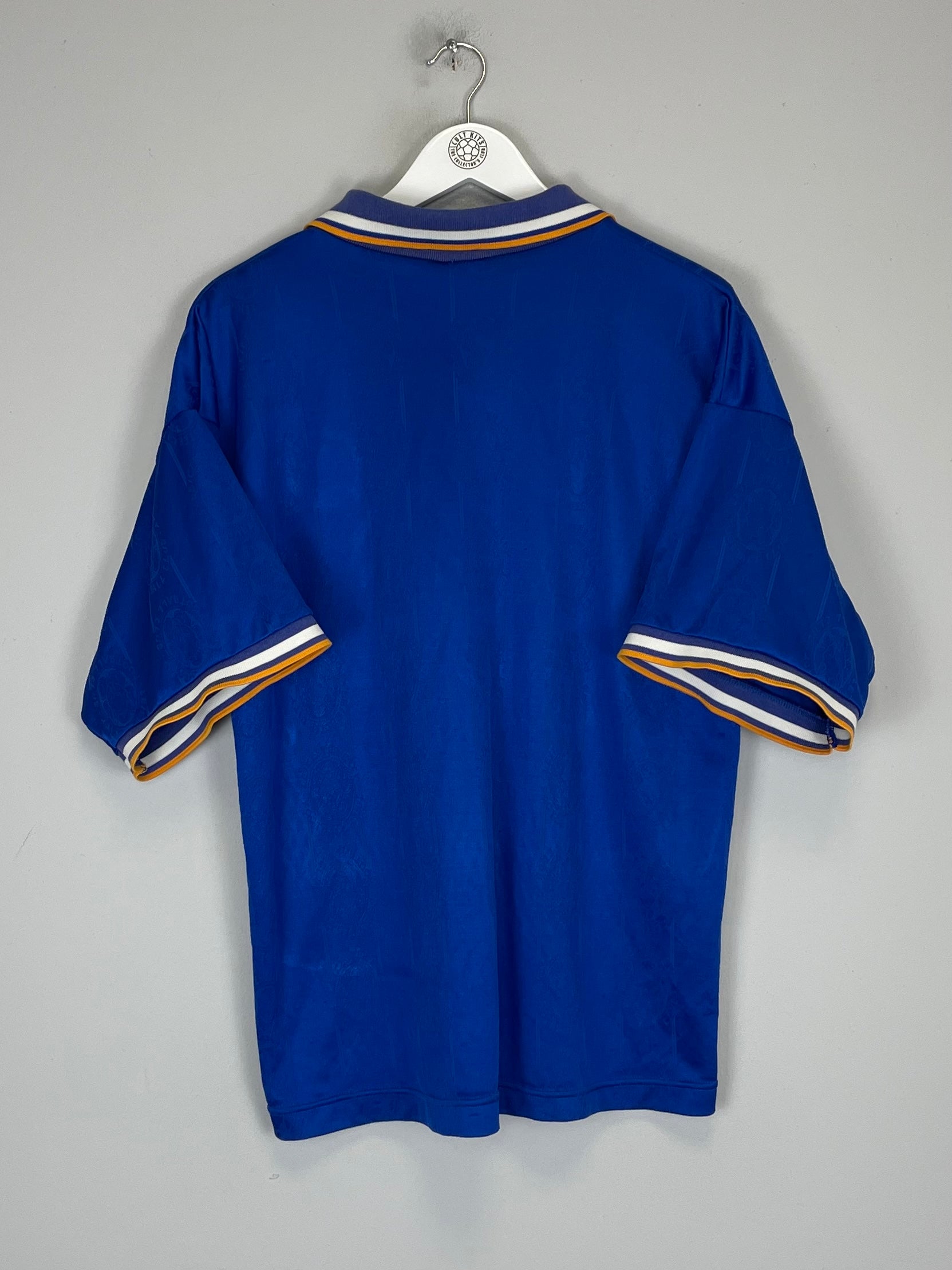 Shop 1994/96 LEICESTER CITY HOME SHIRT (L) FOX LEISURE, classic football shirts, vintage football shirts & retro soccer jerseys at Cult Kits