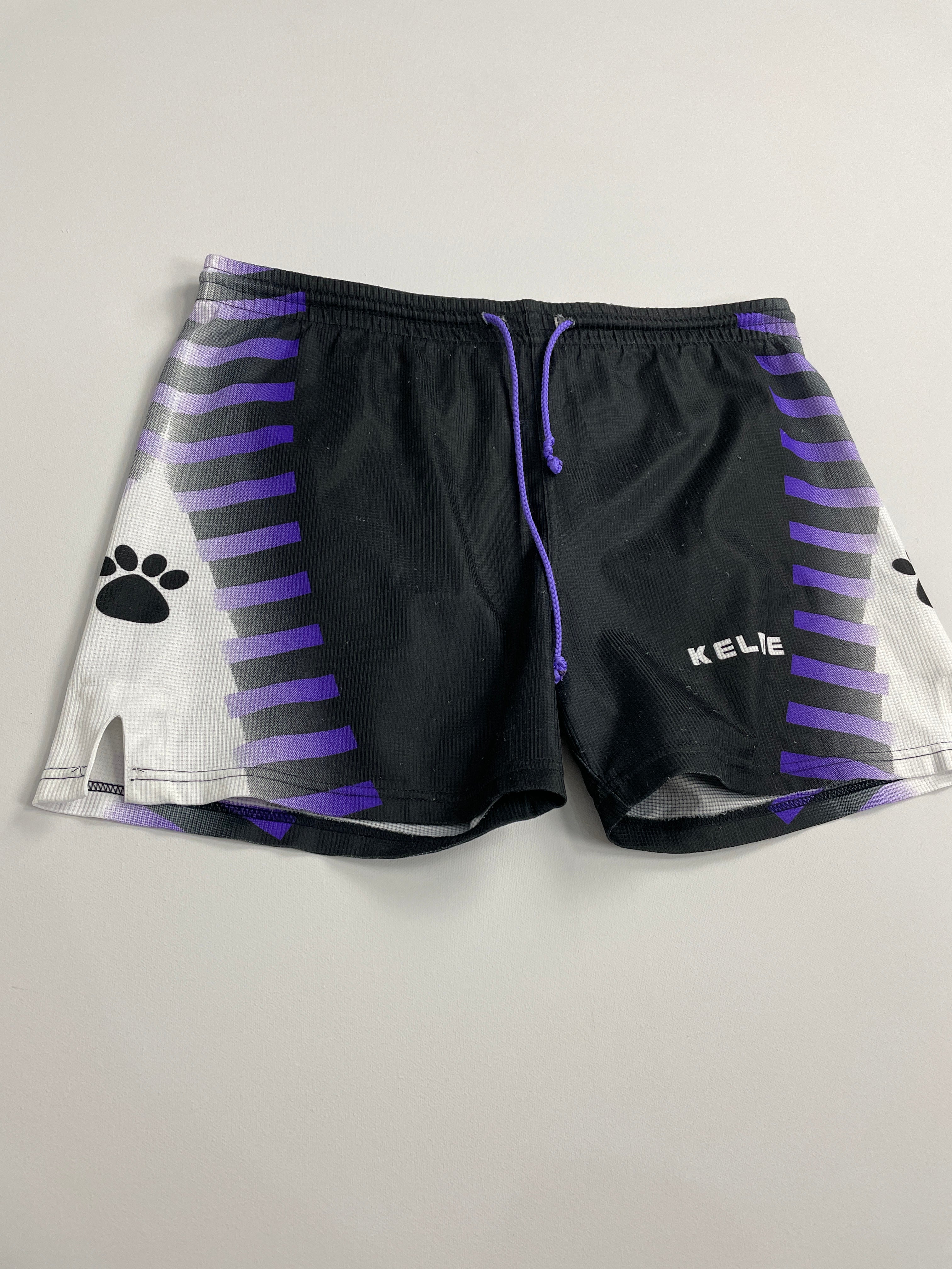 Shop 1997/98 REAL MADRID THIRD SHORTS (S) KELME, classic football shirts, vintage football shirts & retro soccer jerseys at Cult Kits