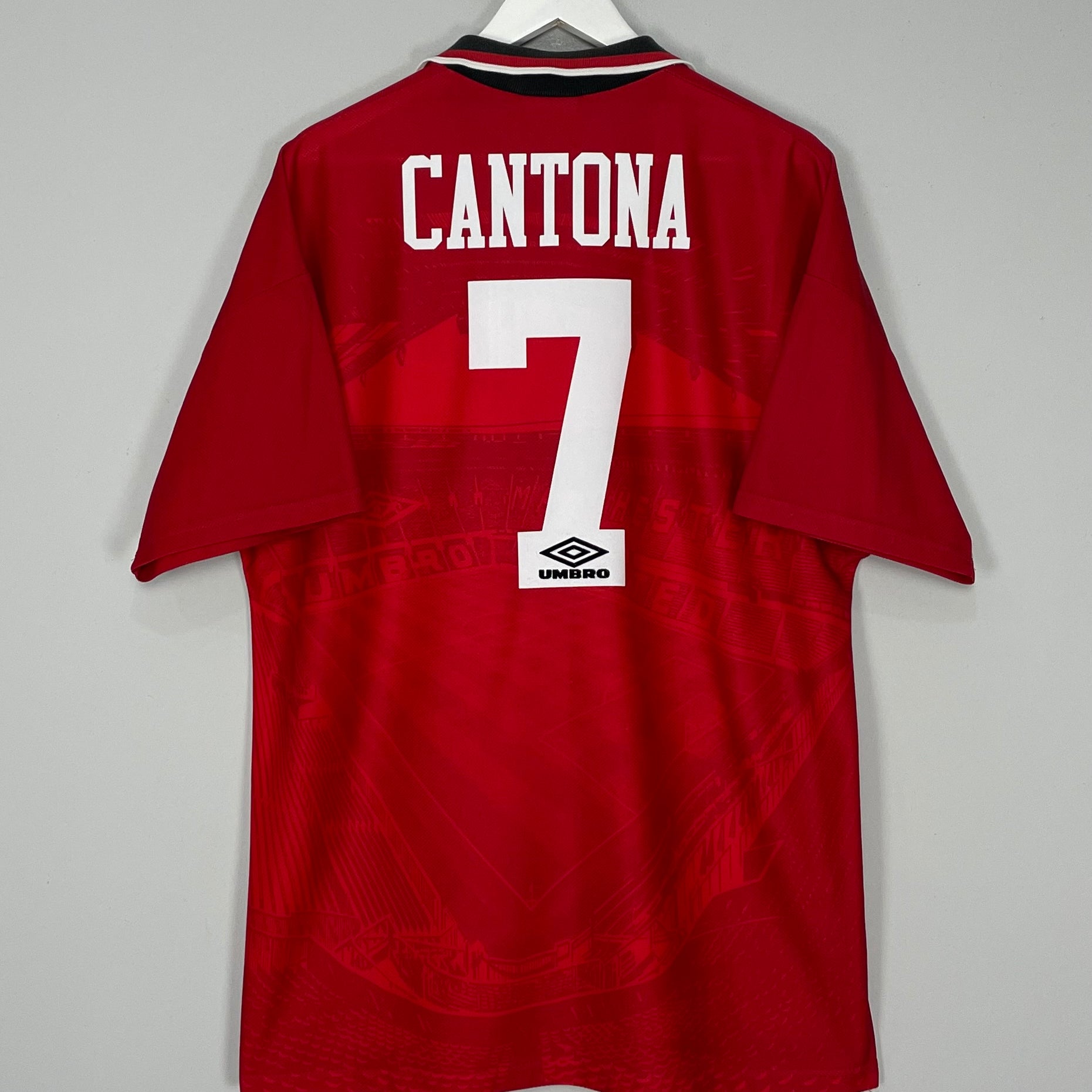 Shop 1994/96 MANCHESTER UNITED CANTONA #7 HOME SHIRT (XL) UMBRO, classic football shirts, vintage football shirts & retro soccer jerseys at Cult Kits