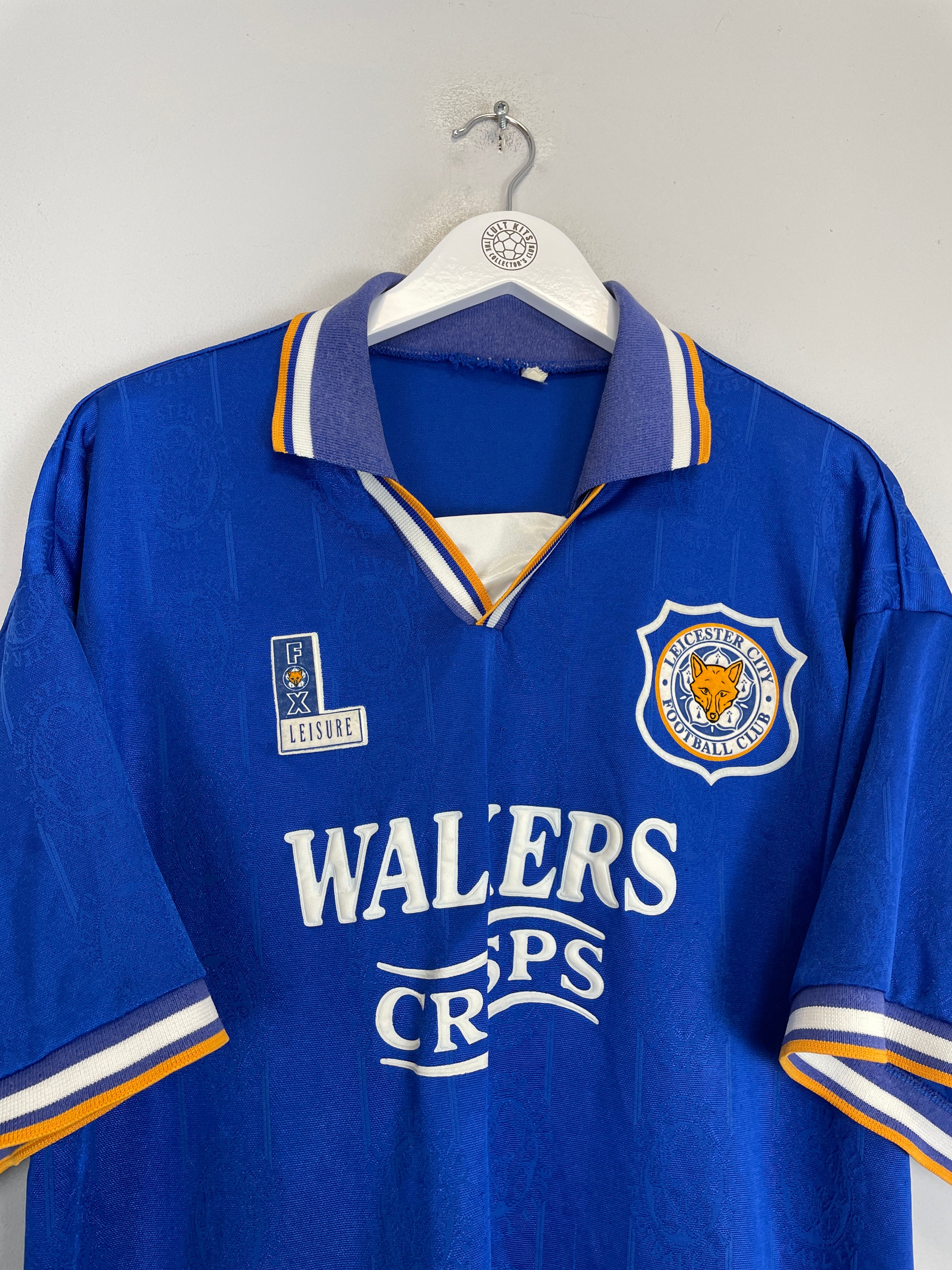 Shop 1994/96 LEICESTER CITY HOME SHIRT (L) FOX LEISURE, classic football shirts, vintage football shirts & retro soccer jerseys at Cult Kits