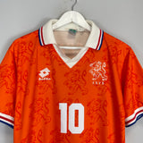 Shop 1994/95 NETHERLANDS BERGKAMP #10 HOME SHIRT (M) LOTTO, classic football shirts, vintage football shirts & retro soccer jerseys at Cult Kits