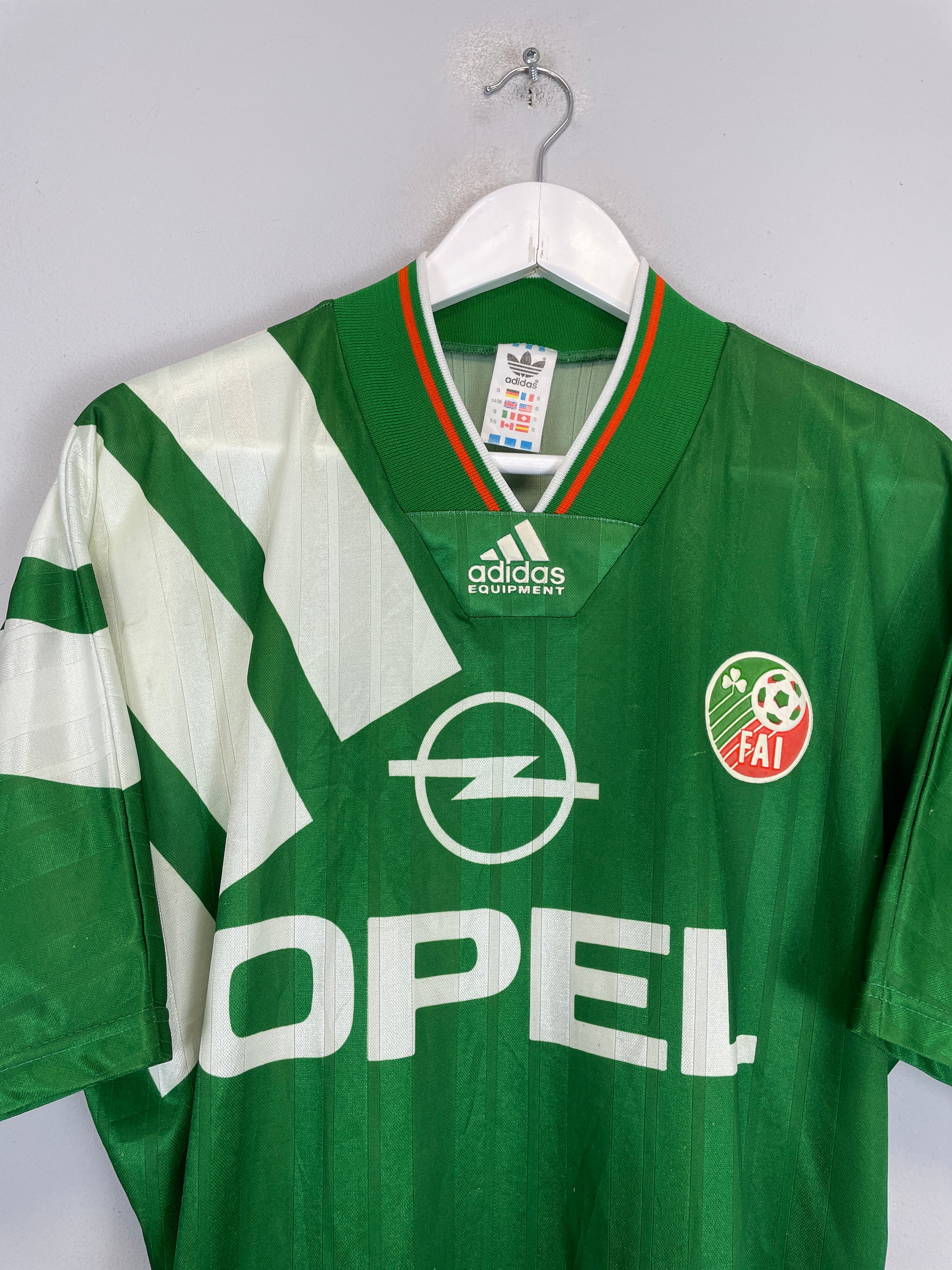Shop 1992/94 IRELAND HOME SHIRT (S) ADIDAS, classic football shirts, vintage football shirts & retro soccer jerseys at Cult Kits
