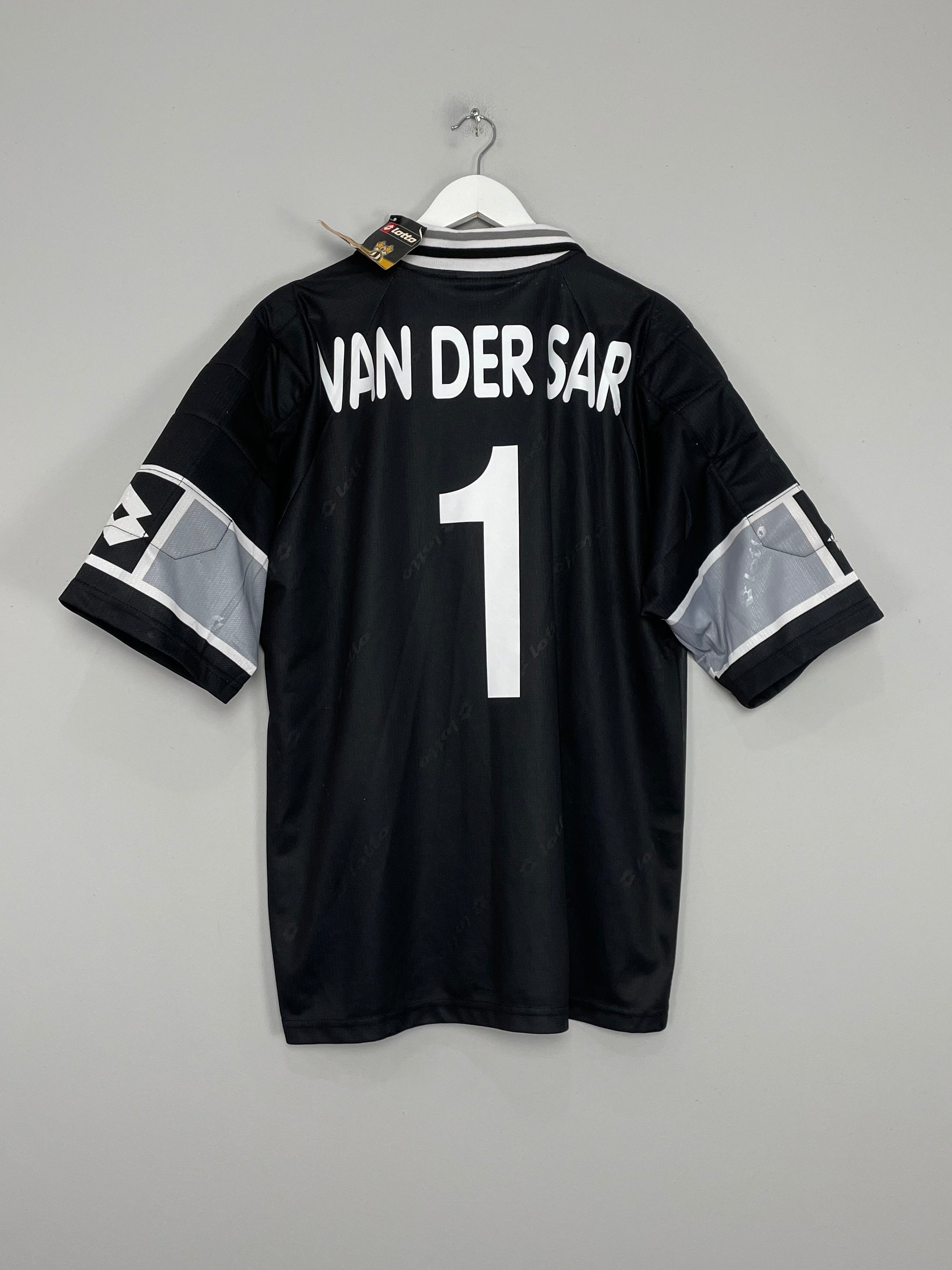 Shop 2000/01 JUVENTUS VAN DER SAR #1 *BNWT* GK SHIRT (XL) LOTTO, classic football shirts, vintage football shirts & retro soccer jerseys at Cult Kits