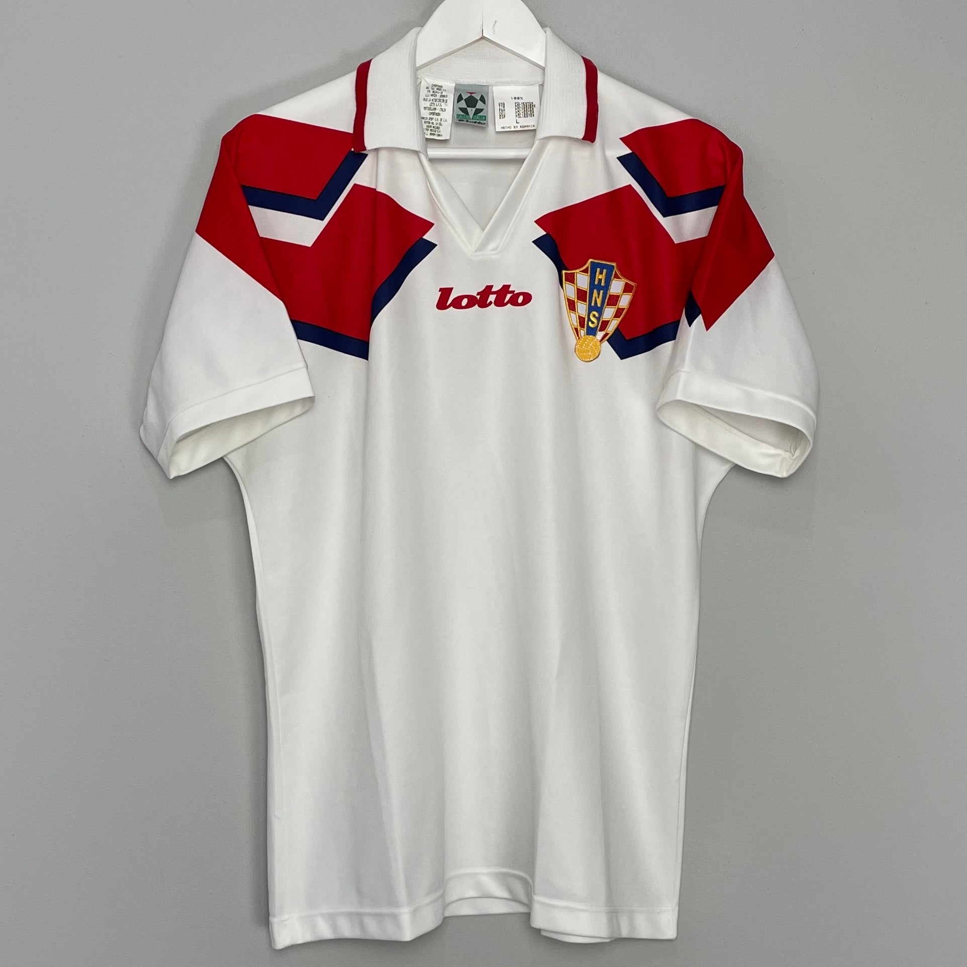 Shop 1994 CROATIA THIRD SHIRT (L) LOTTO, classic football shirts, vintage football shirts & retro soccer jerseys at Cult Kits