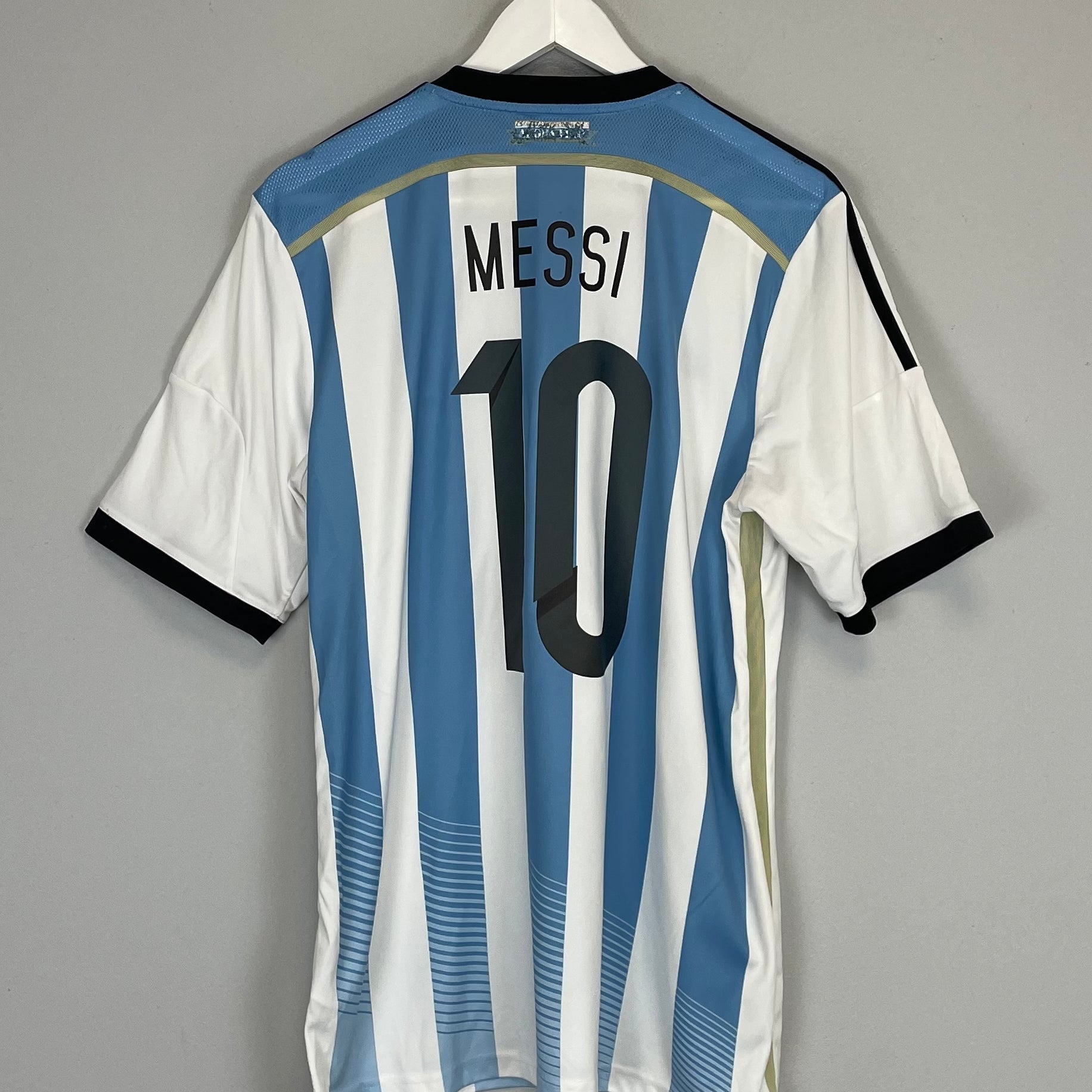 Shop 2013/15 ARGENTINA MESSI #10 HOME SHIRT (L) ADIDAS, classic football shirts, vintage football shirts & retro soccer jerseys at Cult Kits