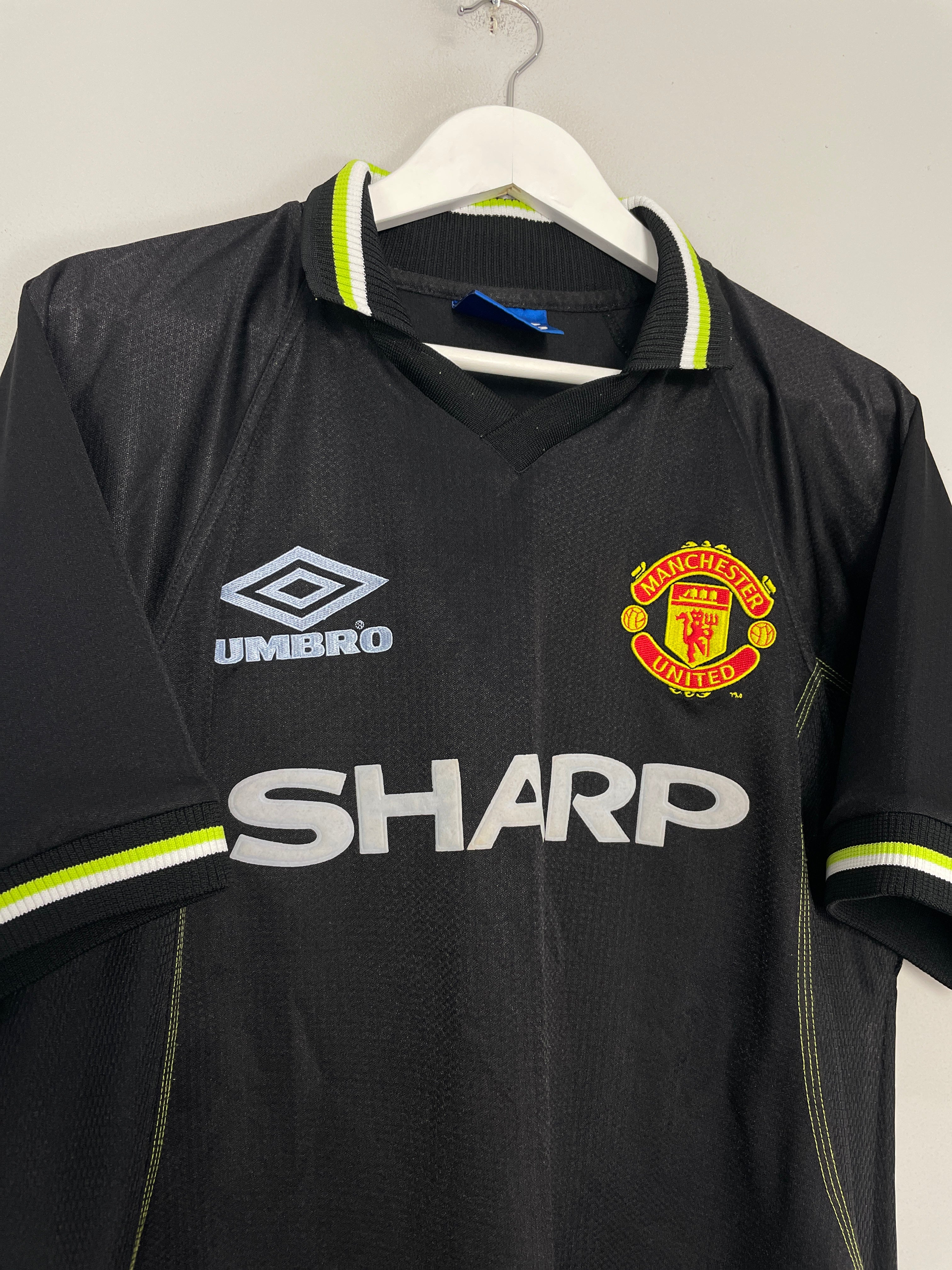 Shop 1998/99 MANCHESTER UNITED THIRD SHIRT (L) UMBRO, classic football shirts, vintage football shirts & retro soccer jerseys at Cult Kits