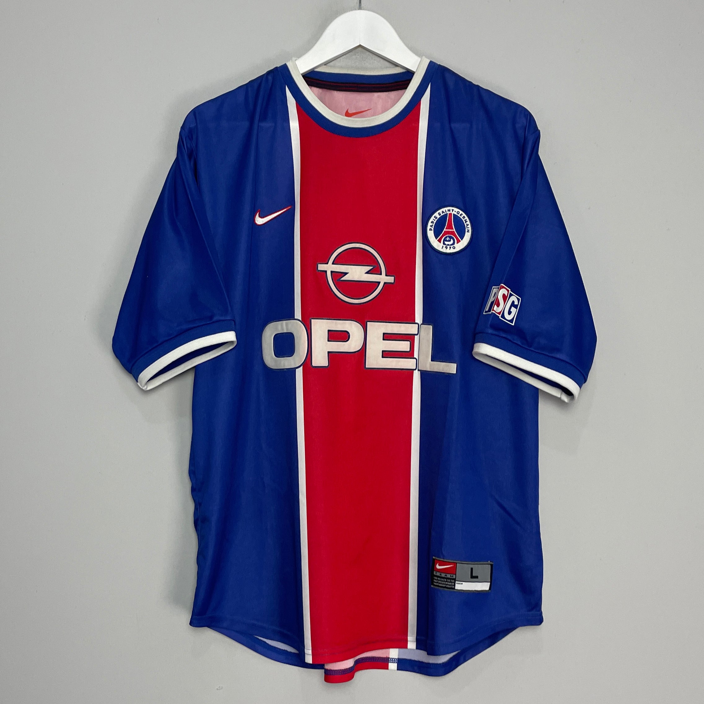 Shop 1999/00 PSG HOME SHIRT (L) NIKE, classic football shirts, vintage football shirts & retro soccer jerseys at Cult Kits