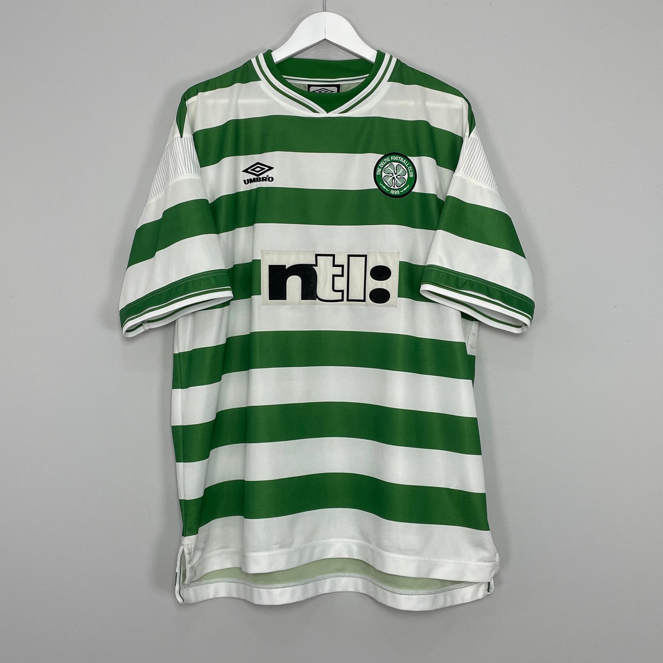 Shop 1999/01 CELTIC HOME SHIRT (XXL) UMBRO, classic football shirts, vintage football shirts & retro soccer jerseys at Cult Kits