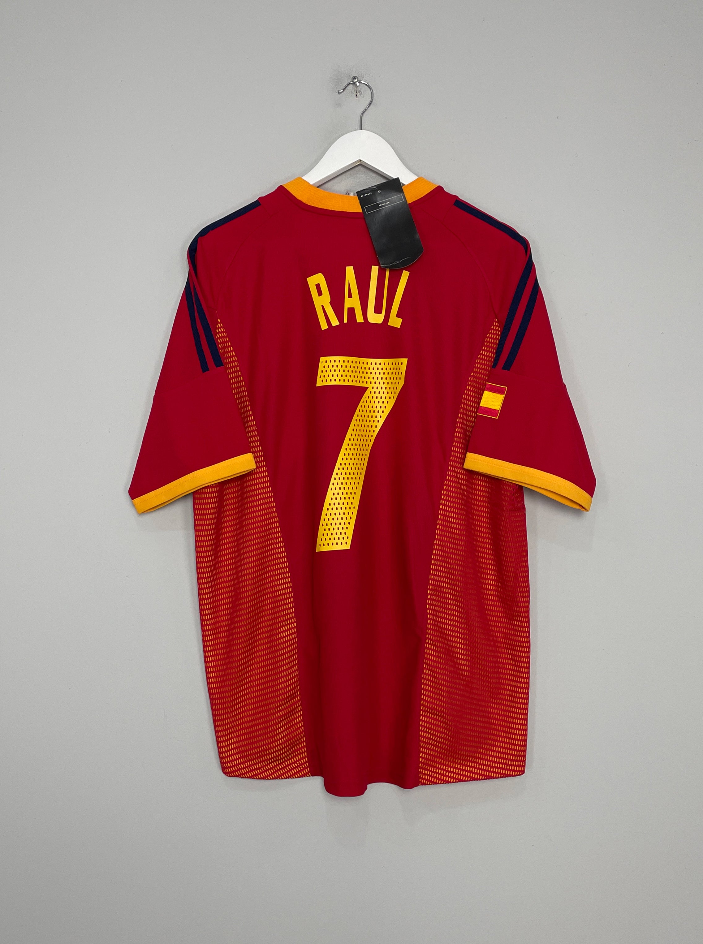 Image of the Spain Raul shirt from the 2002/04 season