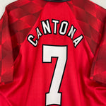 Shop 1996/98 MANCHESTER UNITED CANTONA #7 HOME SHIRT (XL) UMBRO, classic football shirts, vintage football shirts & retro soccer jerseys at Cult Kits