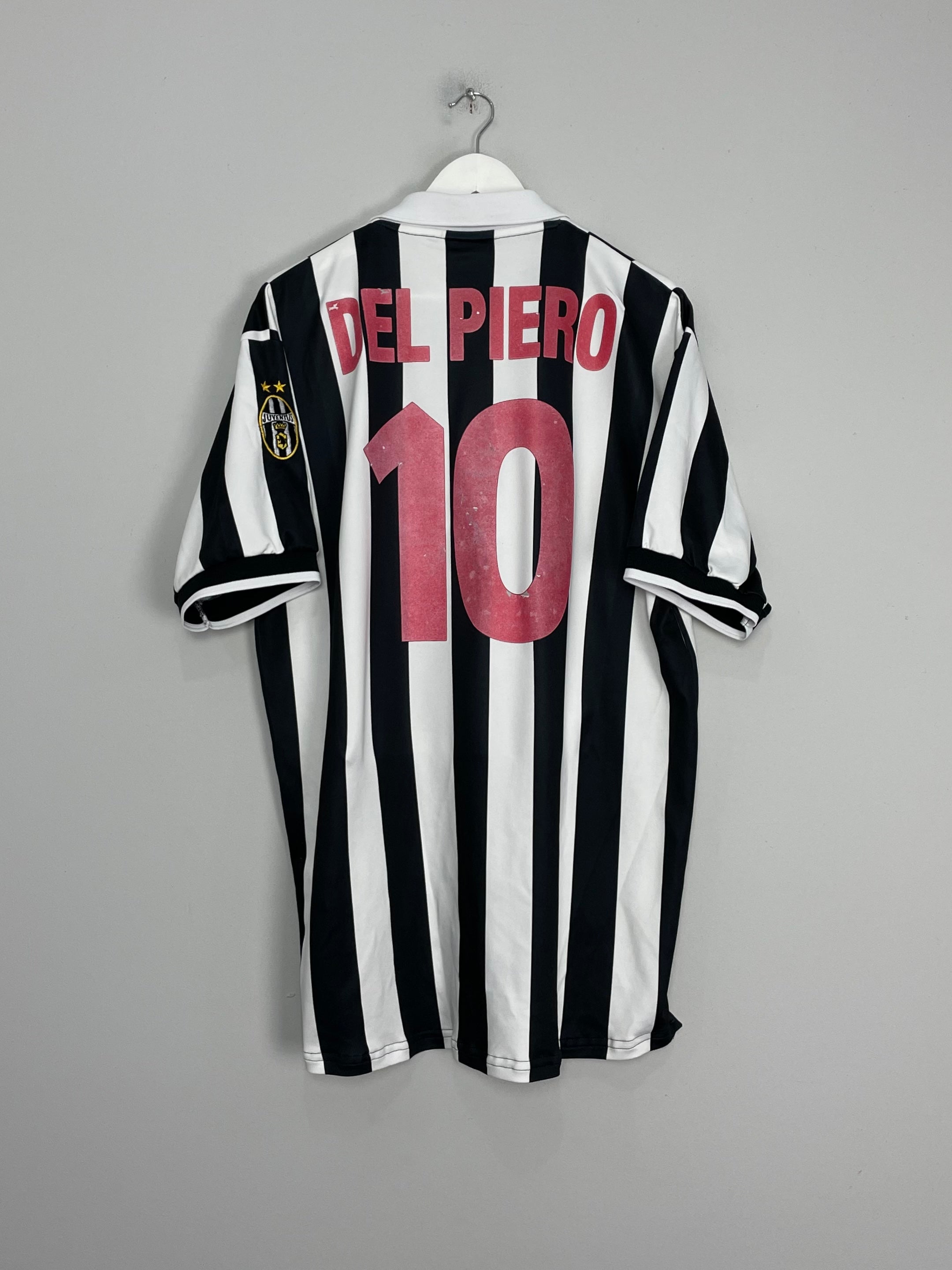 Shop 1998/99 JUVENTUS DEL PIERO #10 HOME SHIRT (XXL) KAPPA, classic football shirts, vintage football shirts & retro soccer jerseys at Cult Kits