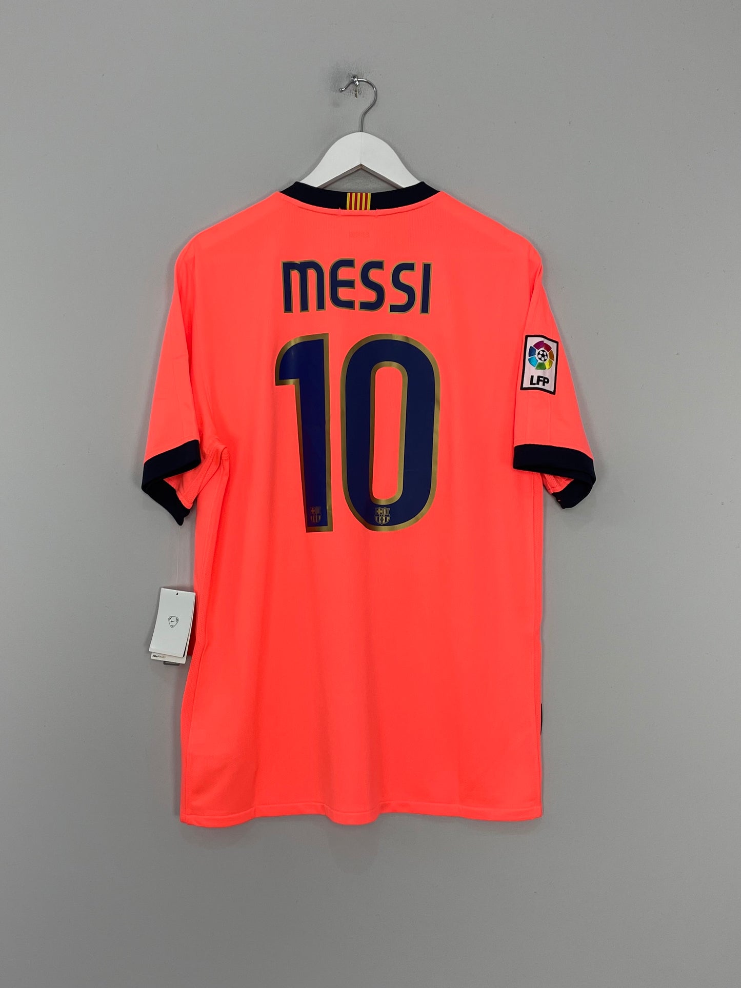 Image of the Barcelona Messi shirt from the 2009/10 season