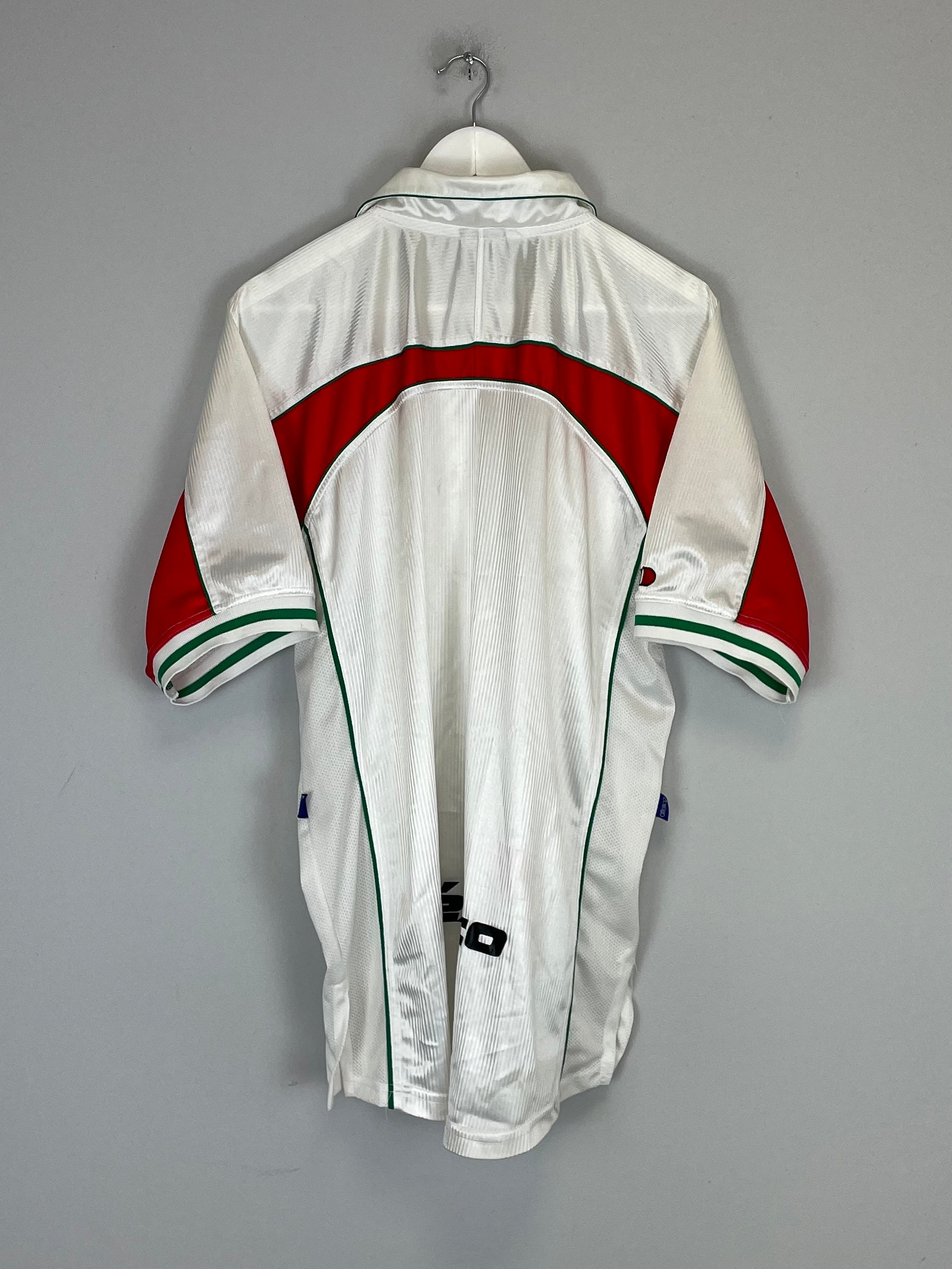 Shop 2000/01 MEXICO AWAY SHIRT (L) ATLETICA, classic football shirts, vintage football shirts & retro soccer jerseys at Cult Kits