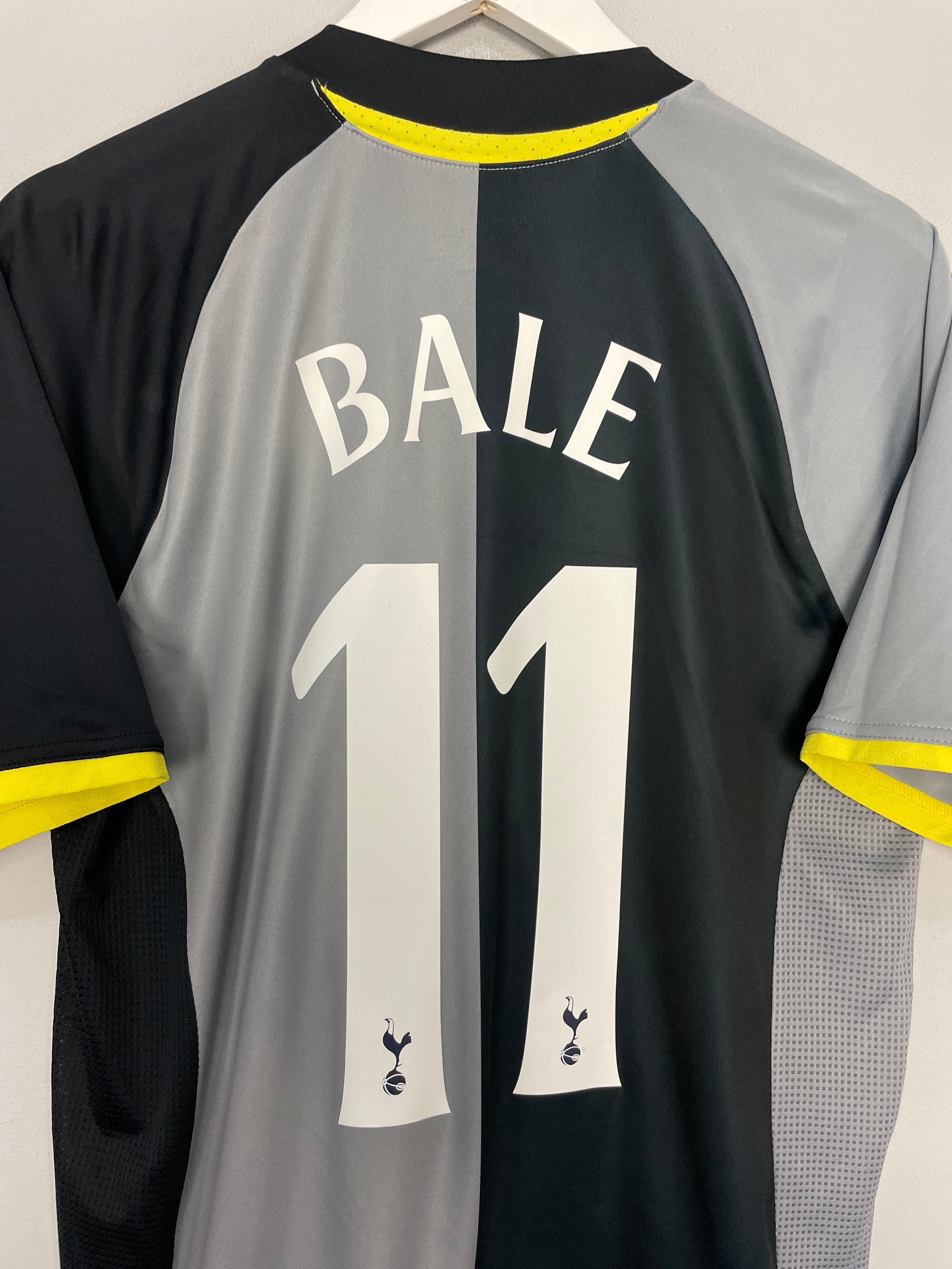 Shop 2012/13 TOTTENHAM BALE #11 THIRD SHIRT (L) UNDER ARMOUR, classic football shirts, vintage football shirts & retro soccer jerseys at Cult Kits