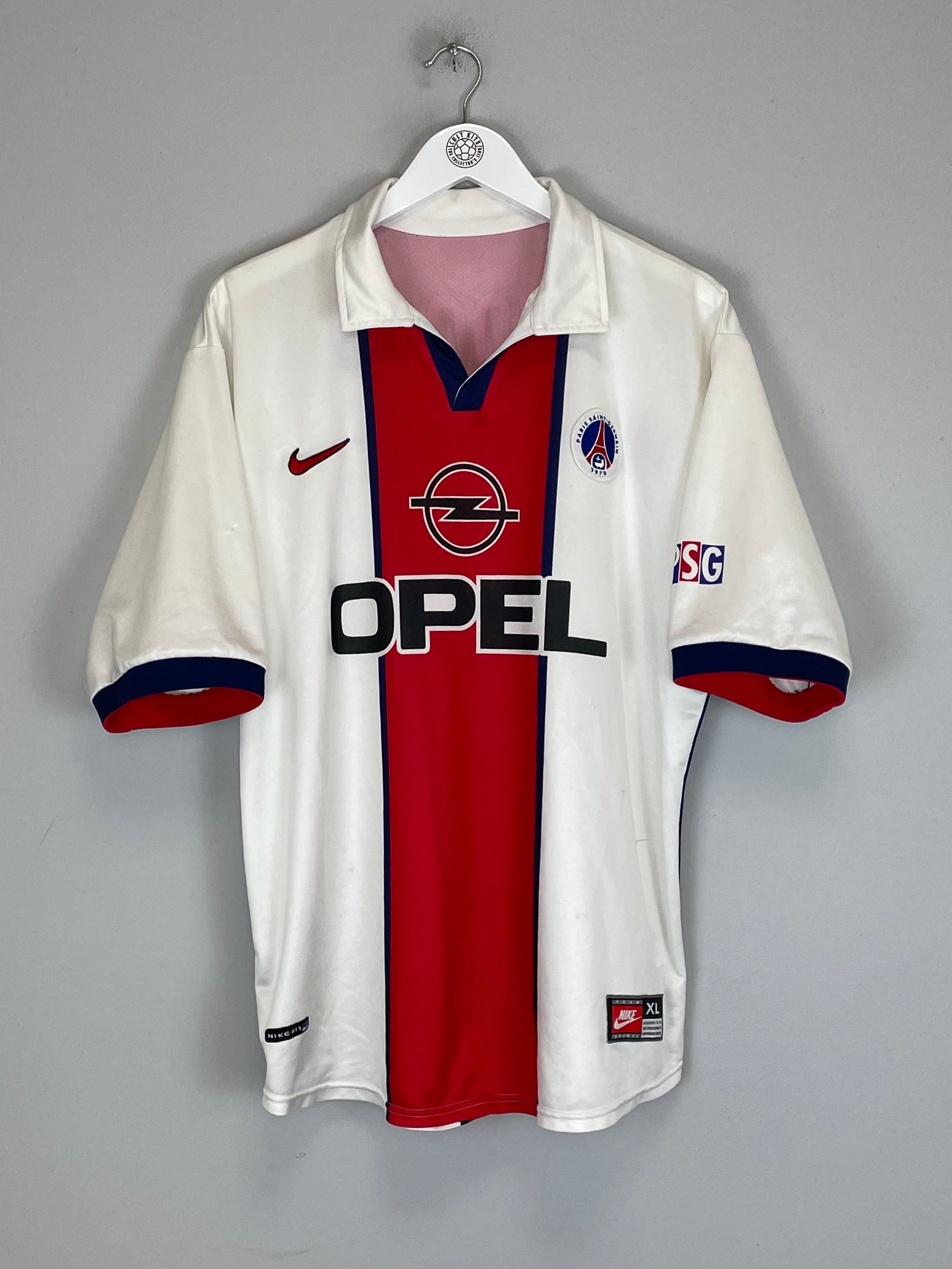 Shop 1997/98 PSG OKOCHA #10 AWAY SHIRT (XL) NIKE, classic football shirts, vintage football shirts & retro soccer jerseys at Cult Kits