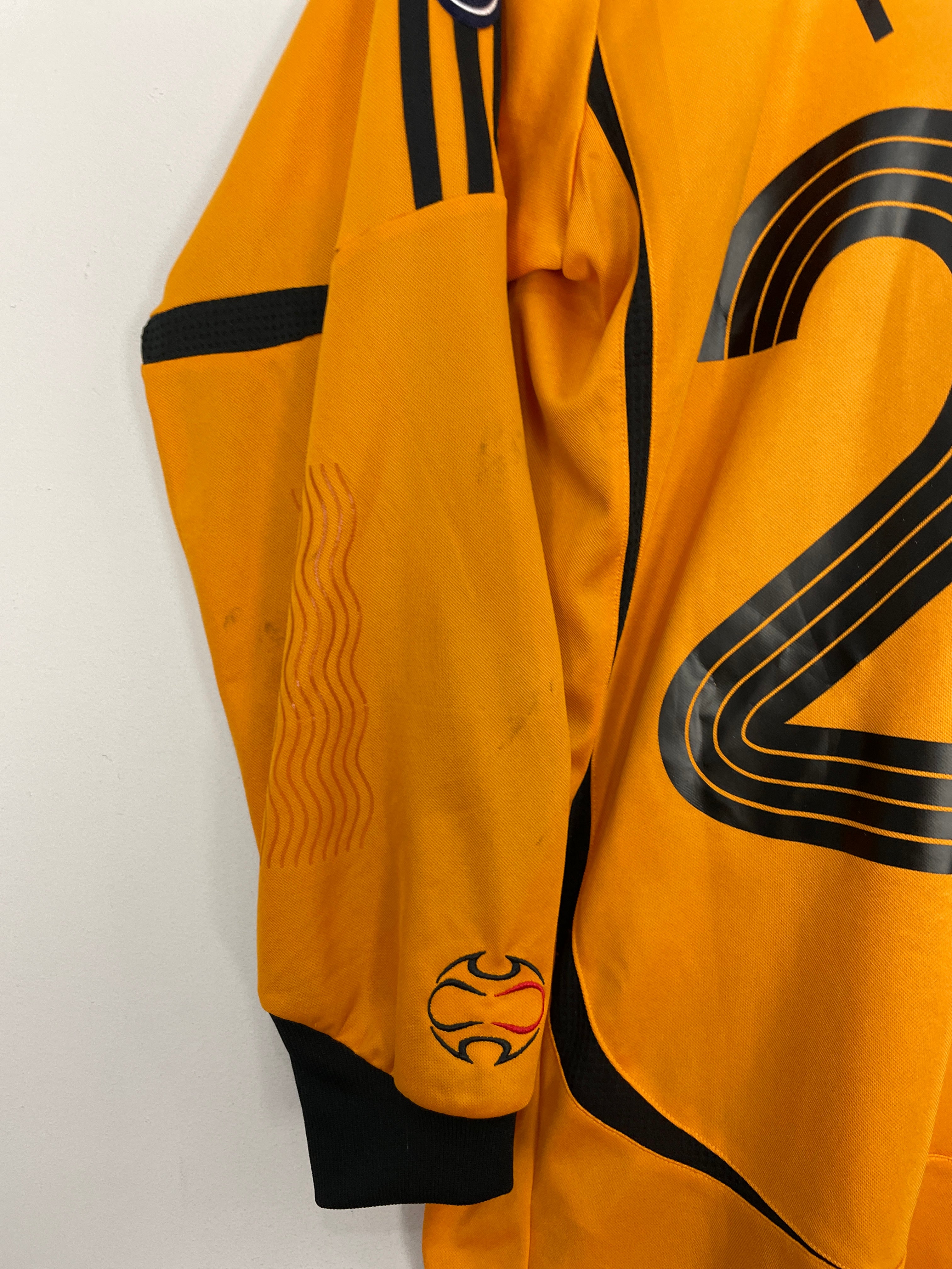 Shop 2006/07 LIVERPOOL REINA #25 *BNWT* C/L FINAL GK SHIRT (S) ADIDAS, classic football shirts, vintage football shirts & retro soccer jerseys at Cult Kits