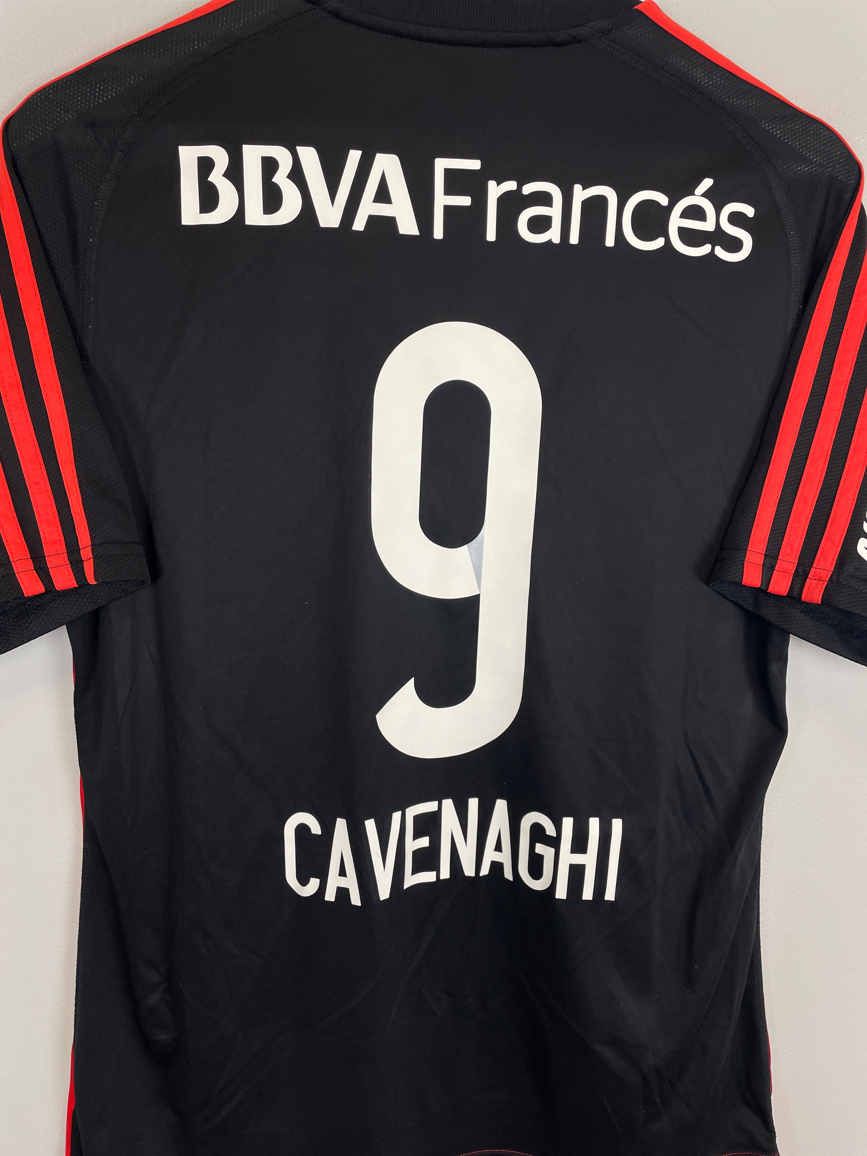 Shop 2015/16 RIVER PLATE CAVENAGHI #9 HOME SHIRT (M) ADIDAS, classic football shirts, vintage football shirts & retro soccer jerseys at Cult Kits