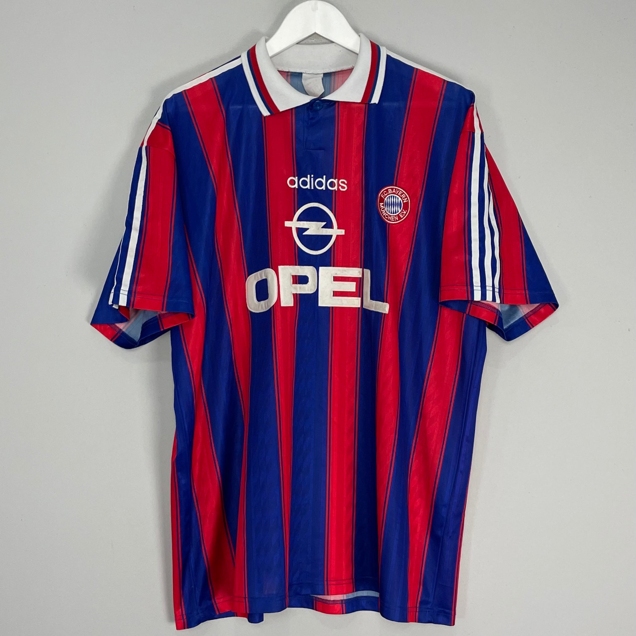 Shop 1995/97 BAYERN MUNICH HOME SHIRT (XL) ADIDAS, classic football shirts, vintage football shirts & retro soccer jerseys at Cult Kits