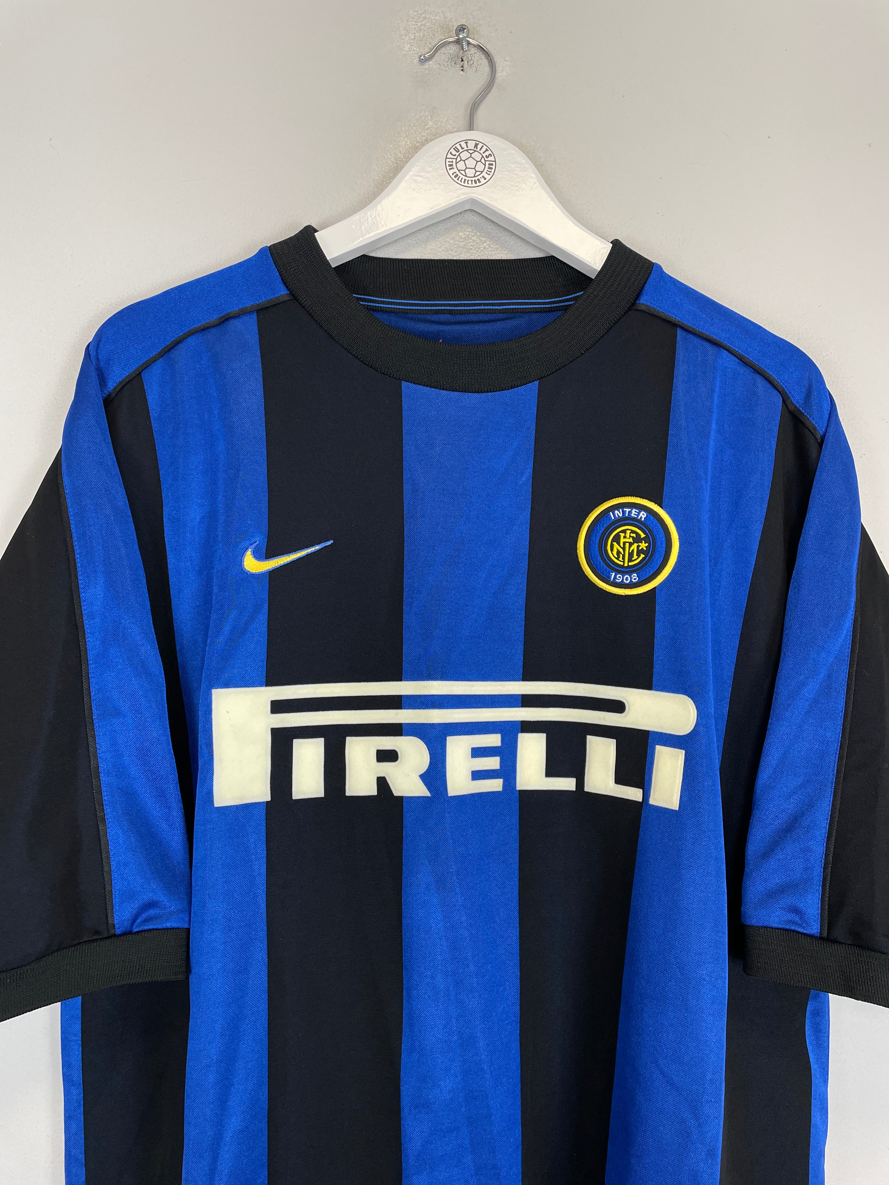 Shop 2000/01 INTER MILAN VIERI #32 HOME SHIRT (L) NIKE, classic football shirts, vintage football shirts & retro soccer jerseys at Cult Kits